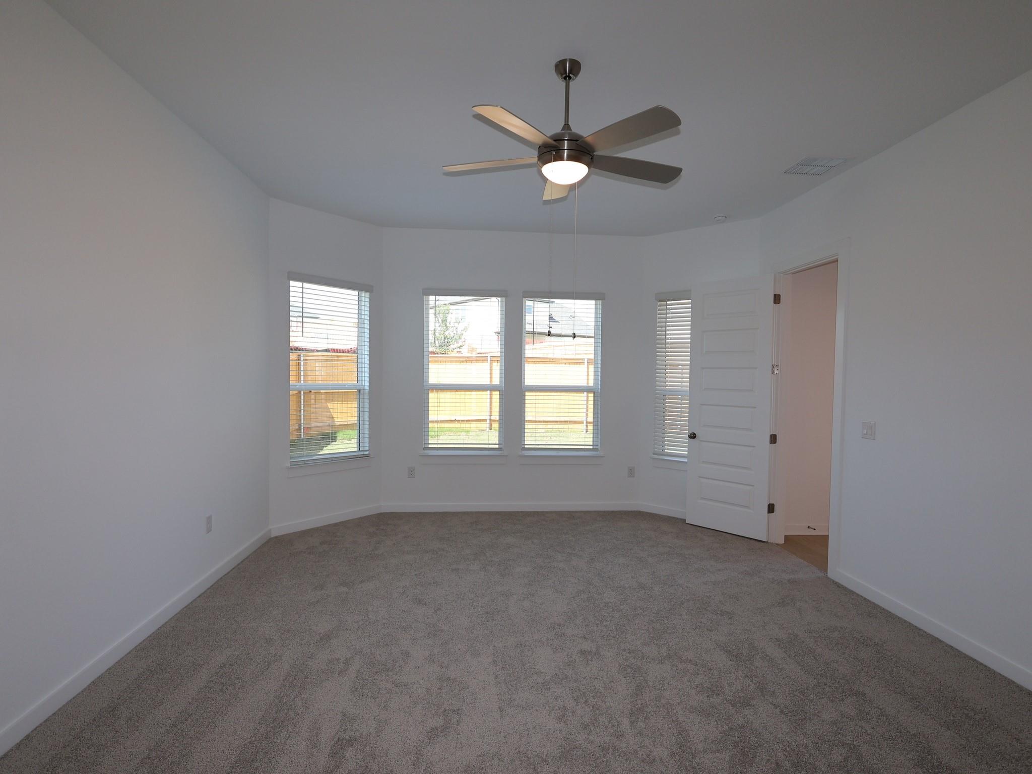 817 Boise Dr, Leander, TX 78641