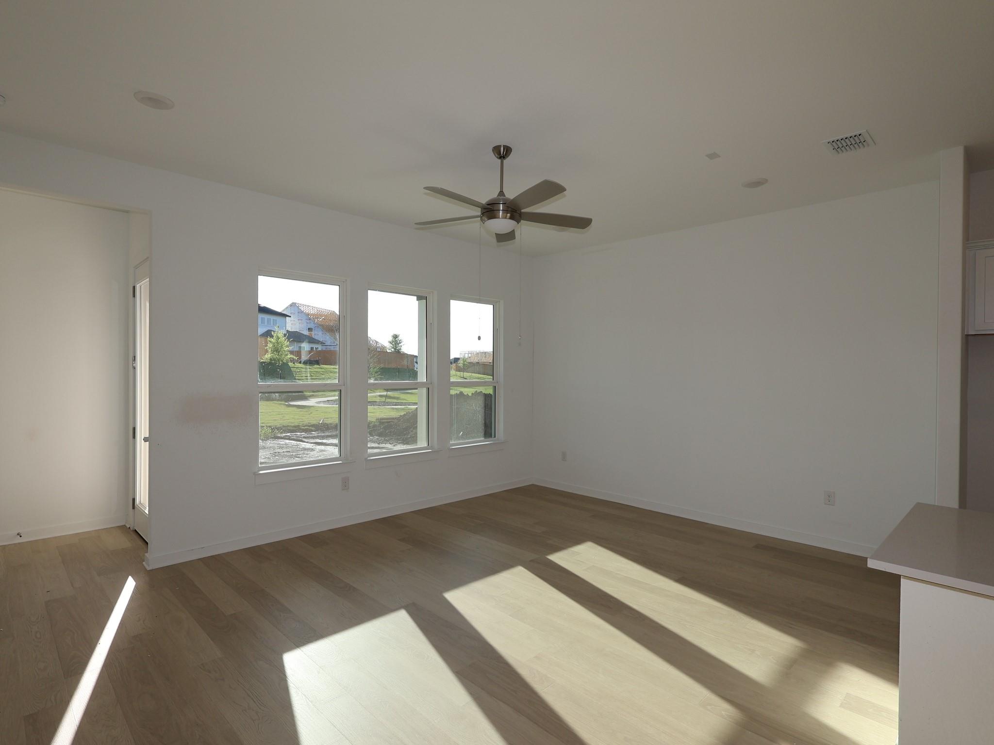 817 Boise Dr, Leander, TX 78641