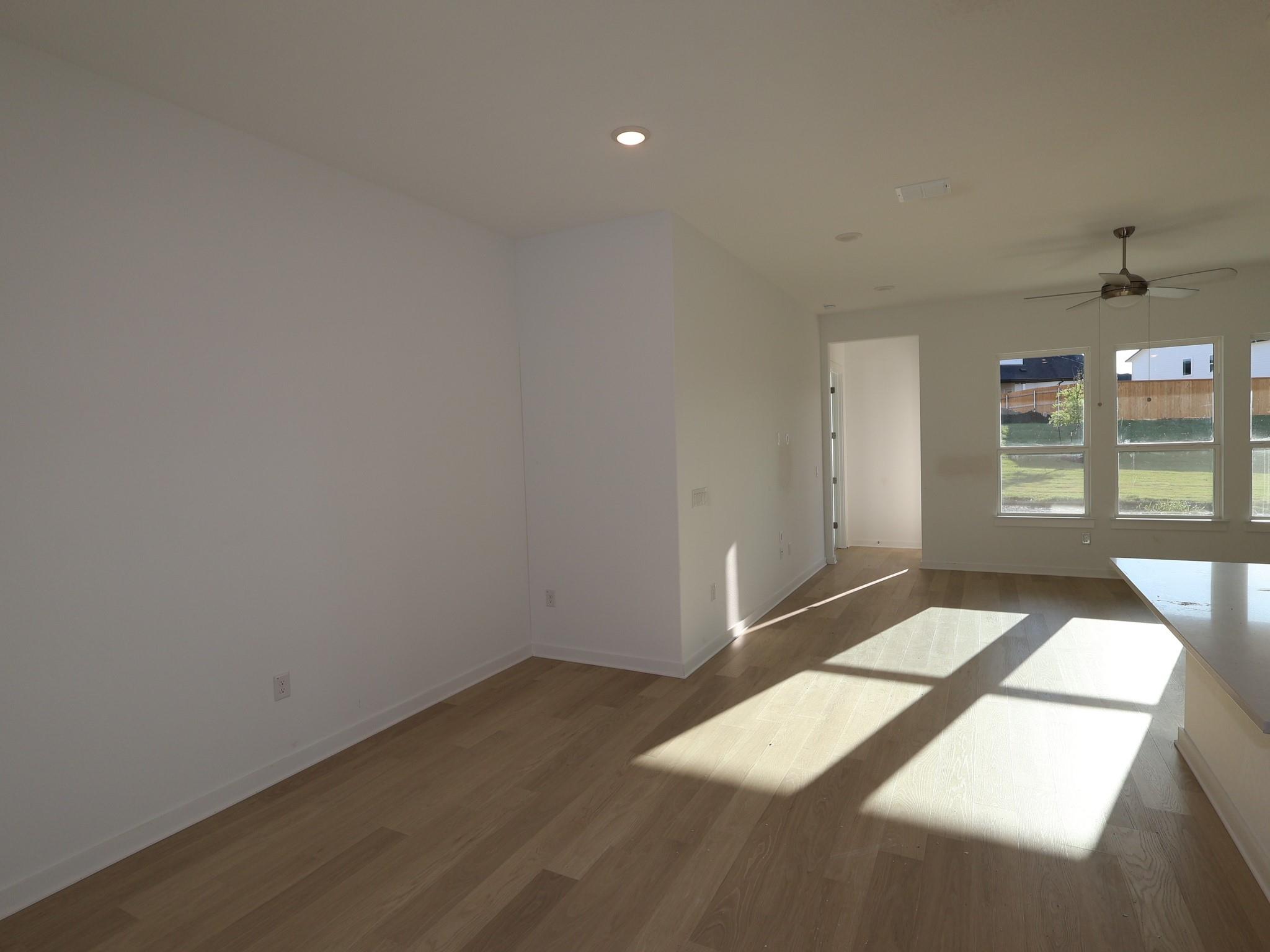 817 Boise Dr, Leander, TX 78641