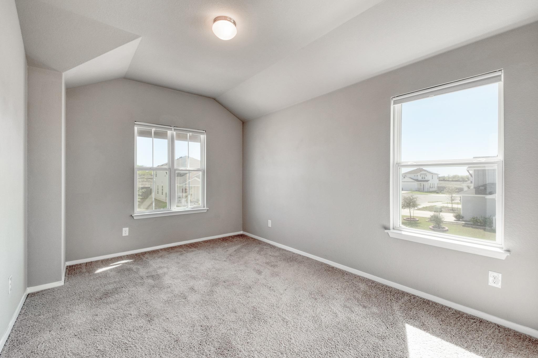 340 Black Opal Dr, Jarrell, TX 76537