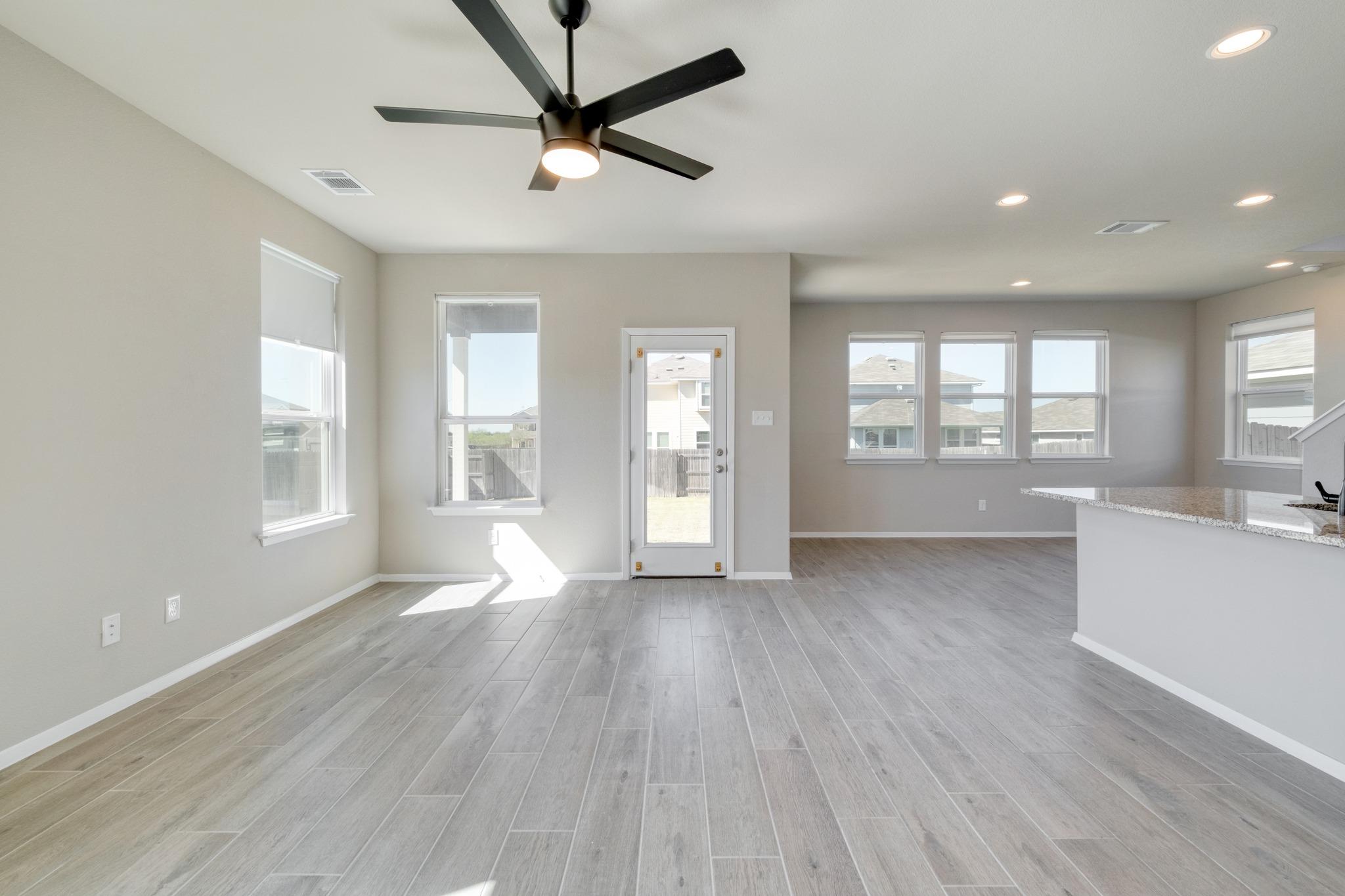 340 Black Opal Dr, Jarrell, TX 76537