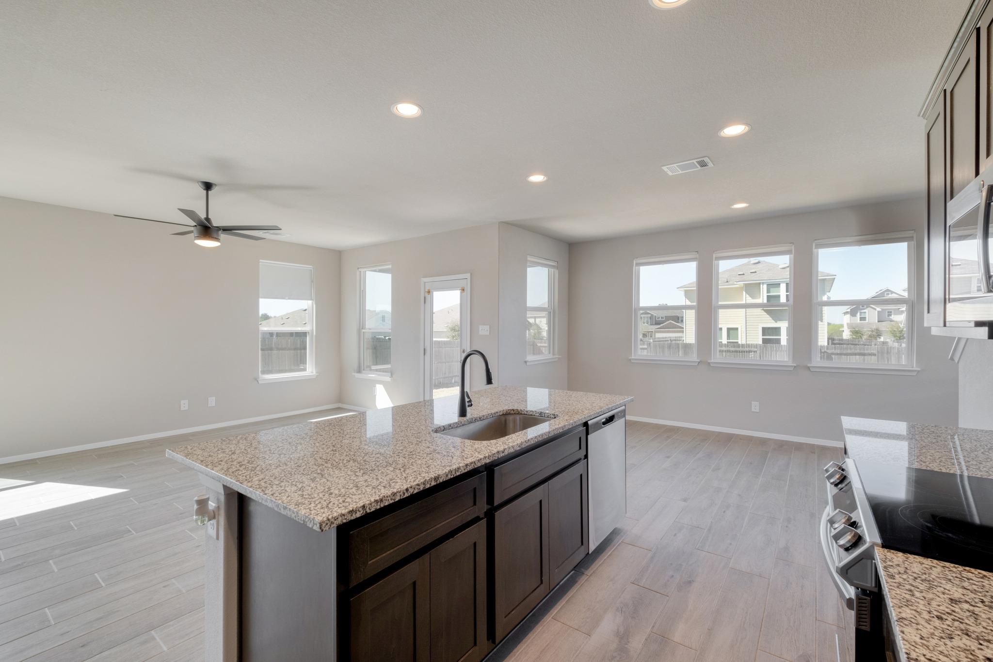 340 Black Opal Dr, Jarrell, TX 76537