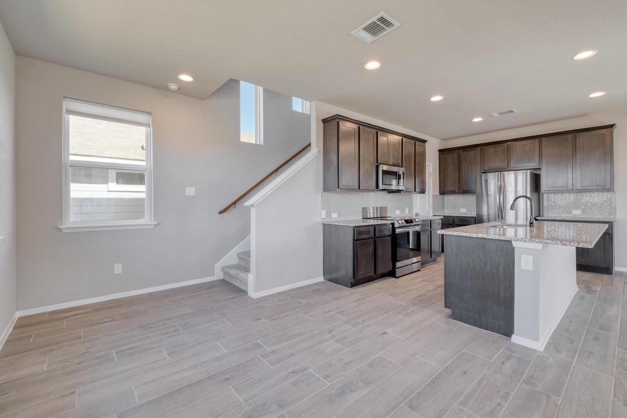 340 Black Opal Dr, Jarrell, TX 76537