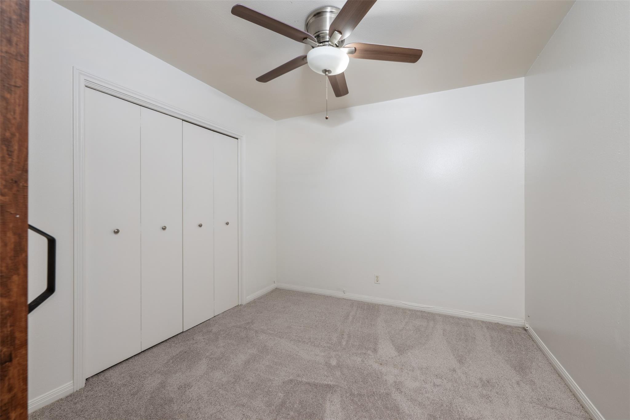 6107 Bullard Dr # A, Austin, TX 78757