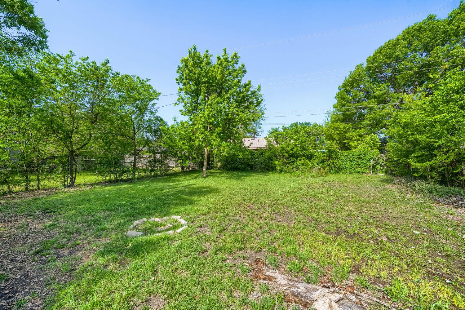 8308 Hathaway Dr, Austin, TX 78757