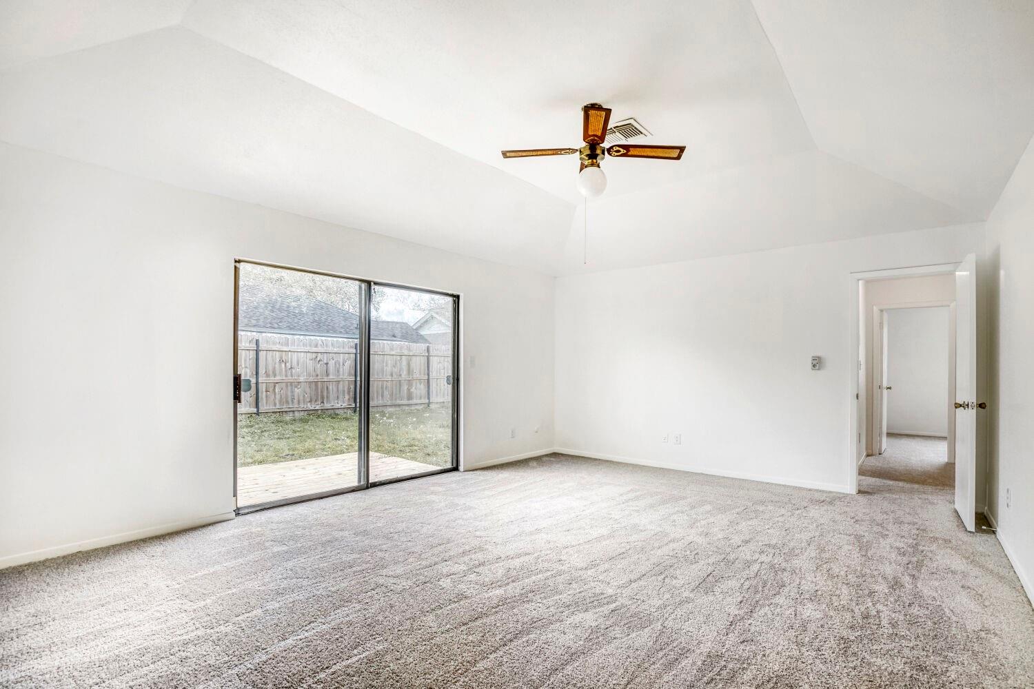 13426 Carruth Ln, Houston, TX 77083