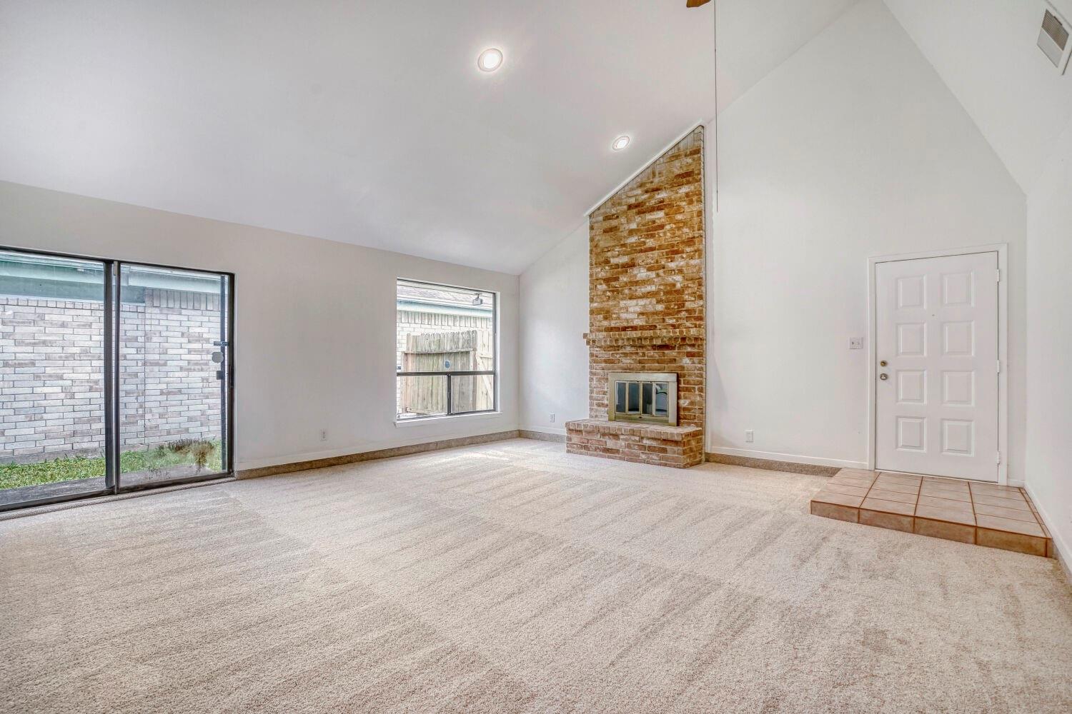 13426 Carruth Ln, Houston, TX 77083