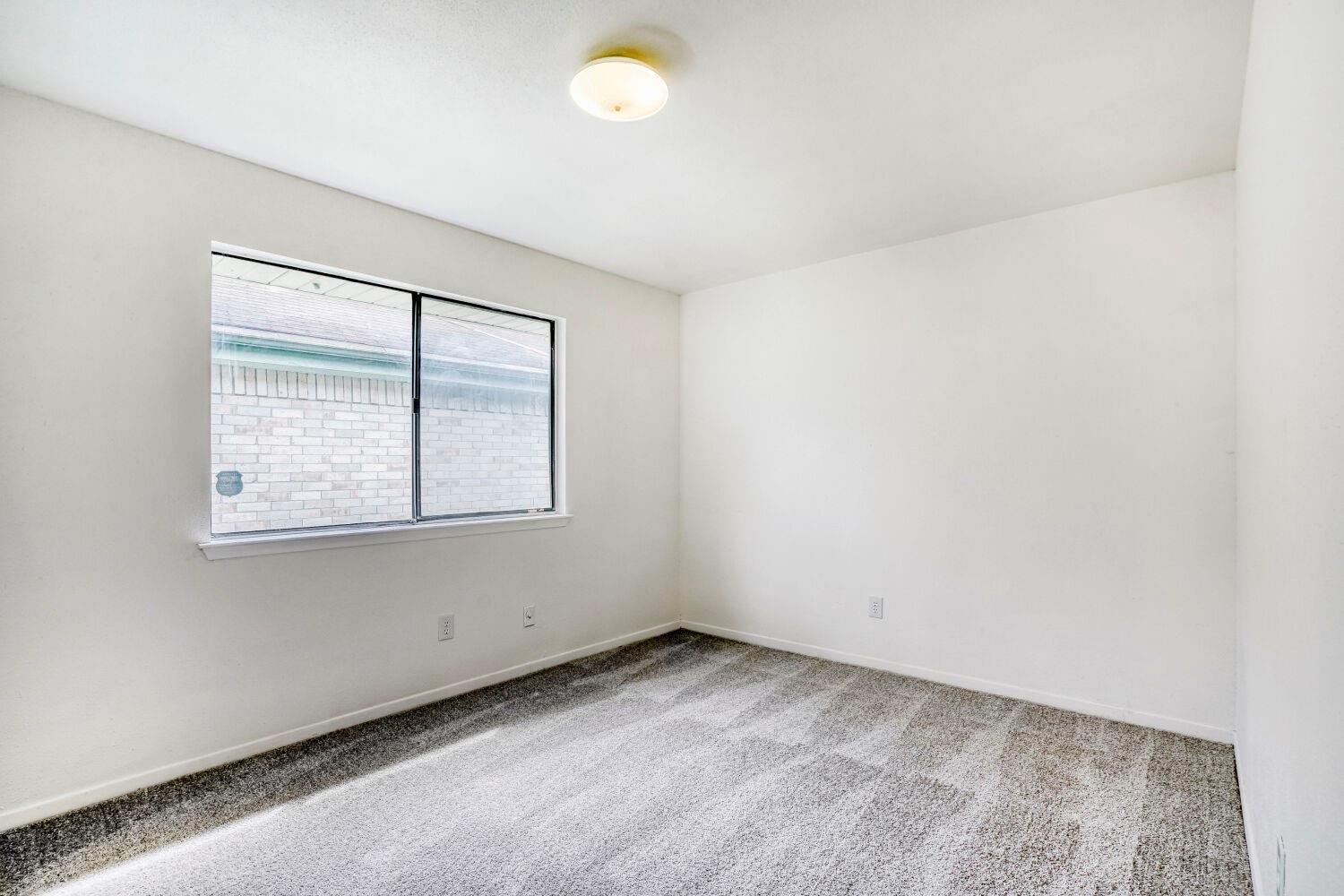 13426 Carruth Ln, Houston, TX 77083