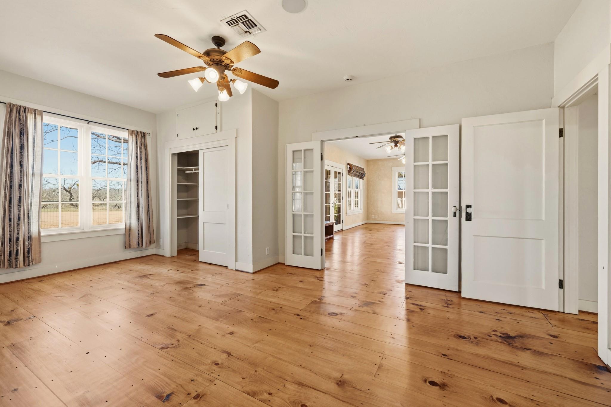 249 Eureka Ln, Fredericksburg, TX 78624