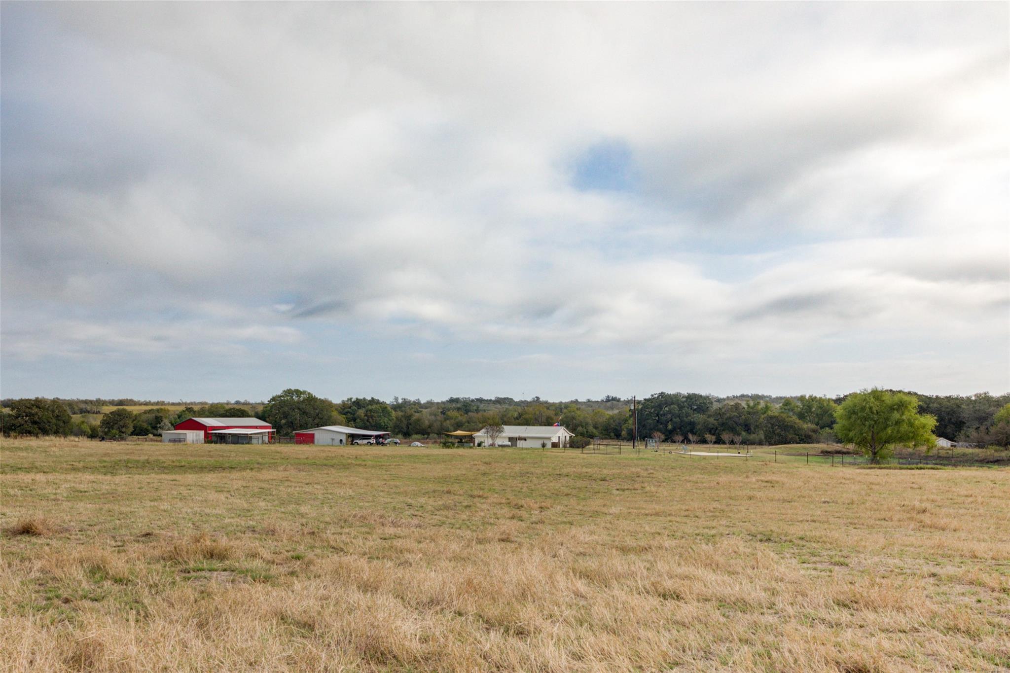 1192 Sand Hill Rd, Dale, TX 78616