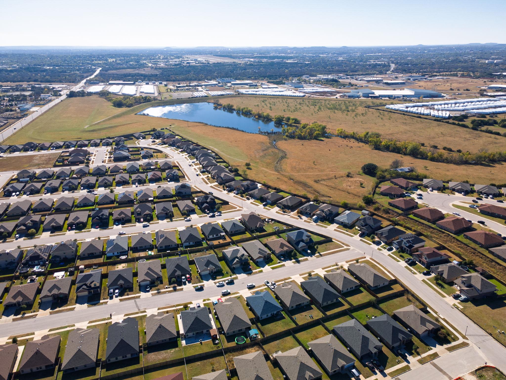 1502 Shims Blvd, Killeen, TX 76543