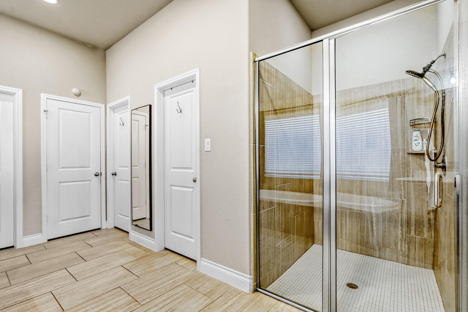 2416 BURBERRY Ln, Leander, TX 78641