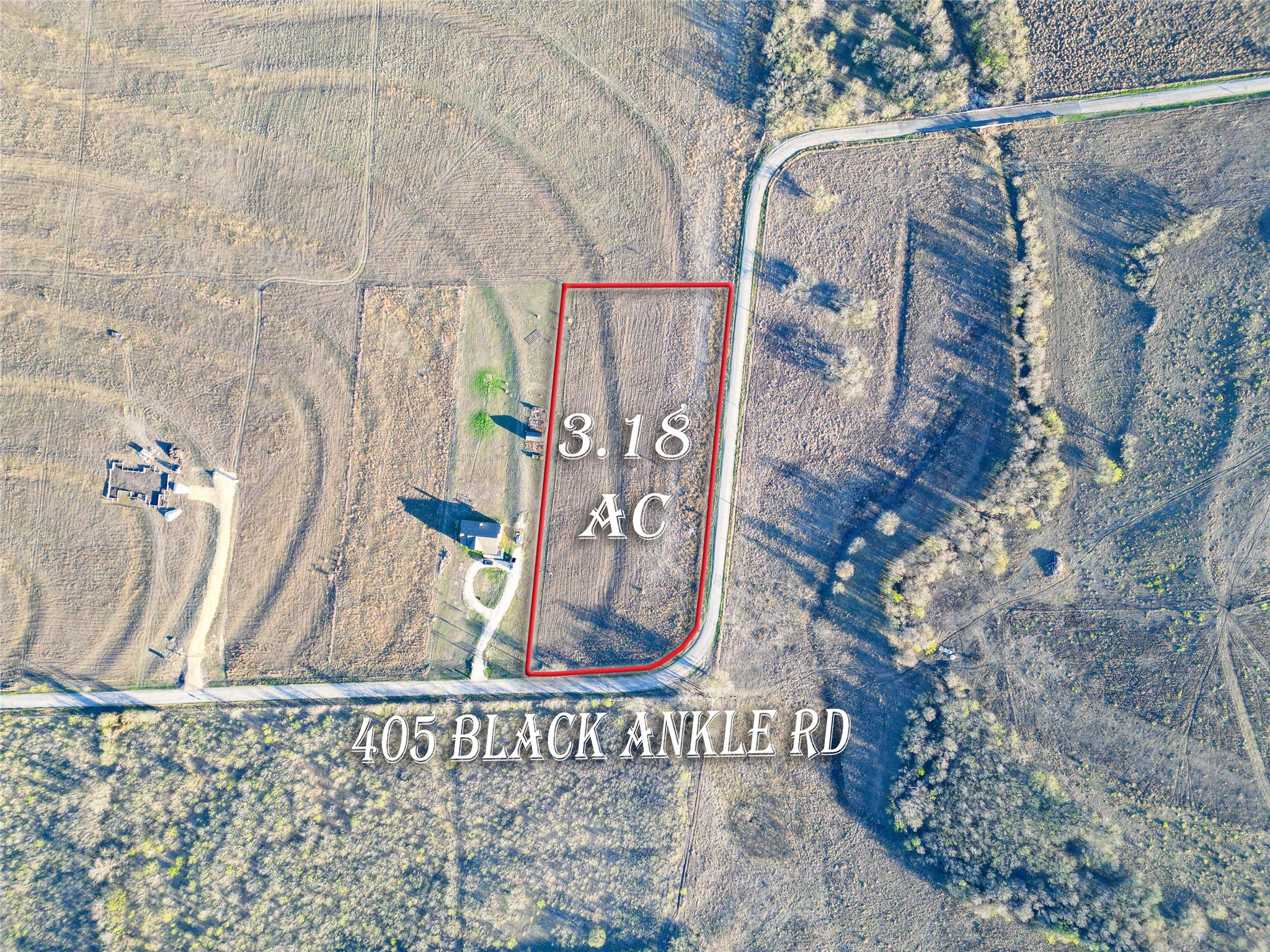 405 Black Ankle Rd, Lockhart, TX 78644