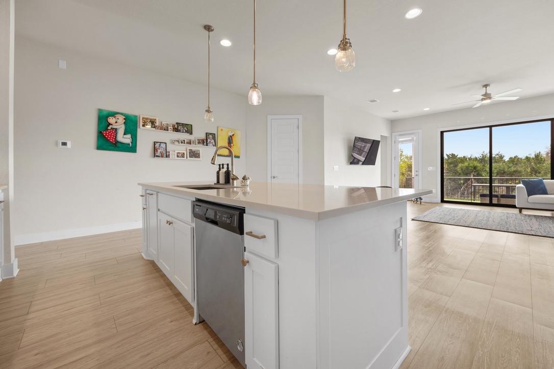 1409 COPPERFIELD Way, Leander, TX 78641