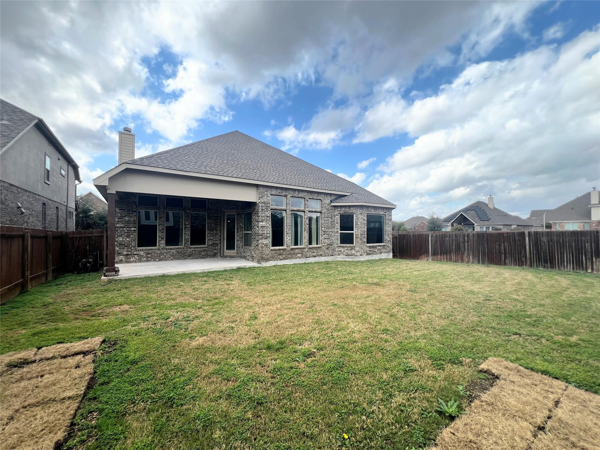 2700 Hudson Ln, Leander, TX 78641