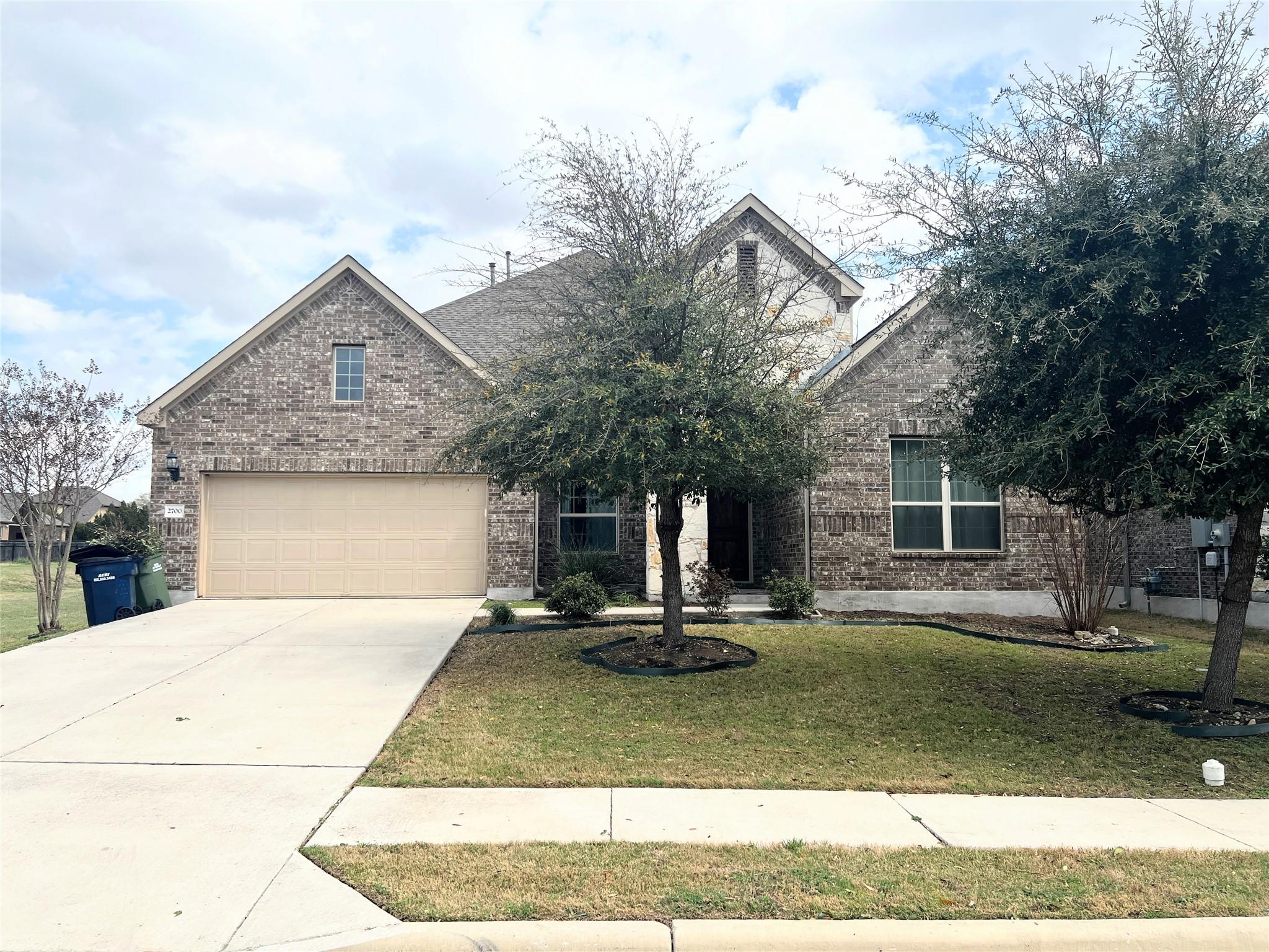 2700 Hudson Ln, Leander, TX 78641