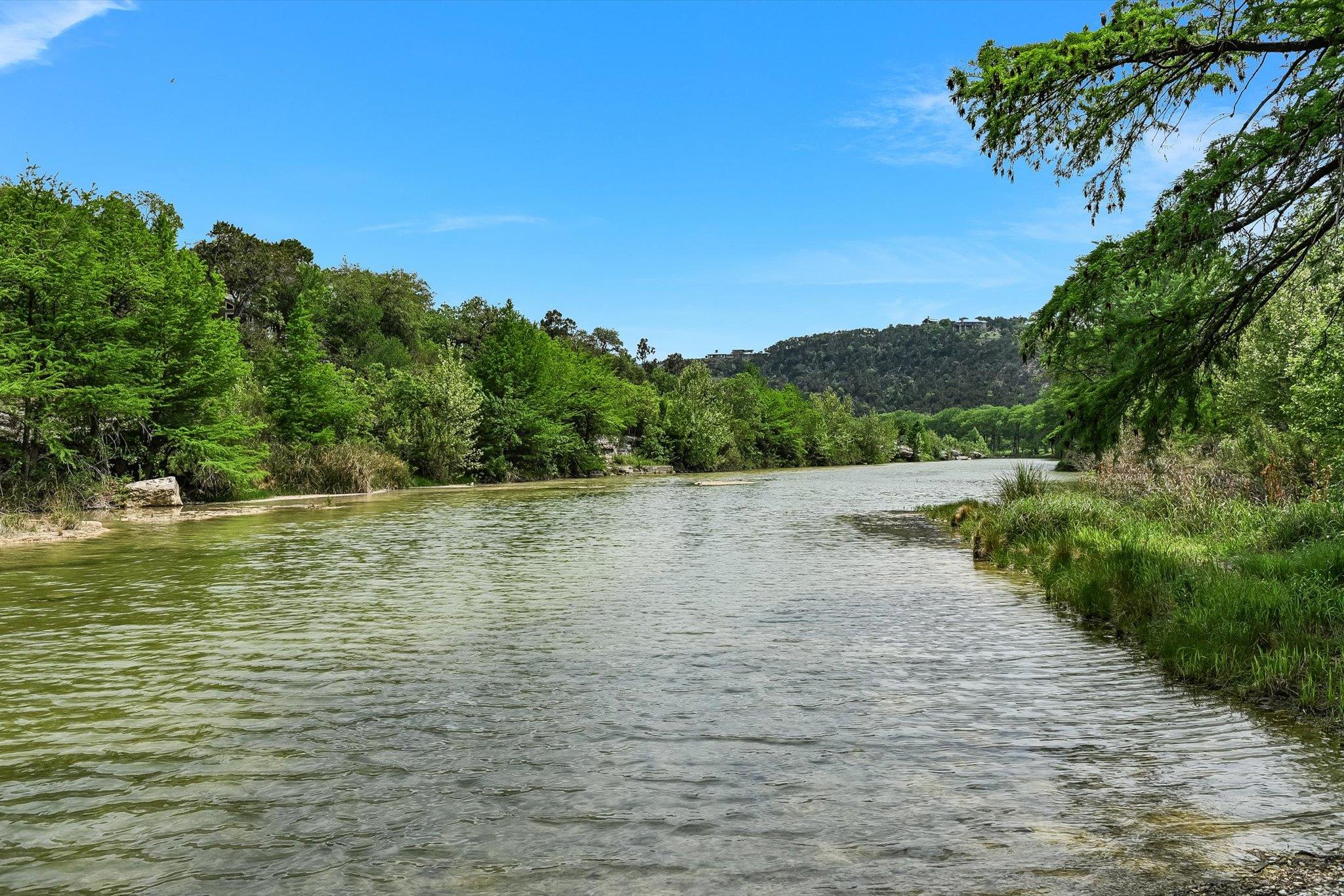 695 Sunset Dr, Wimberley, TX 78676