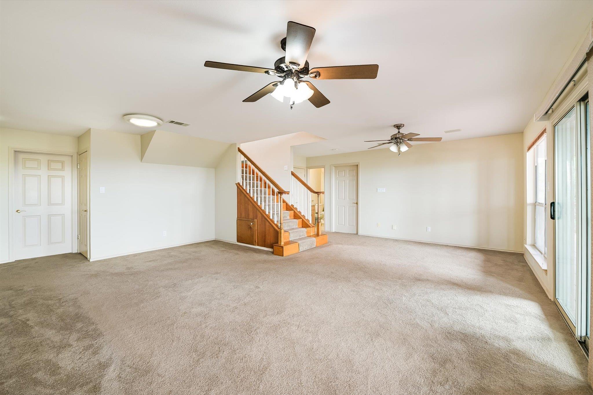 695 Sunset Dr, Wimberley, TX 78676