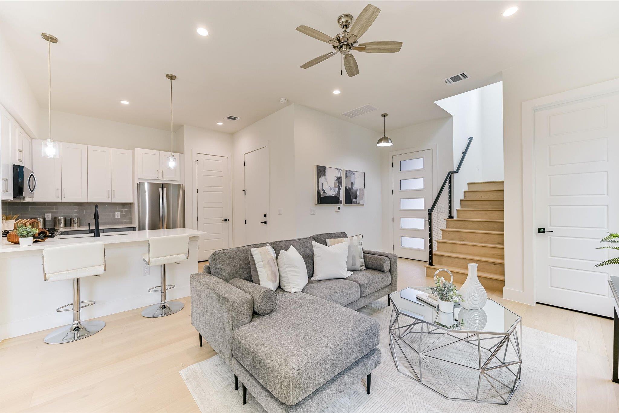 2006 Sl Davis Ave # 2, Austin, TX 78702