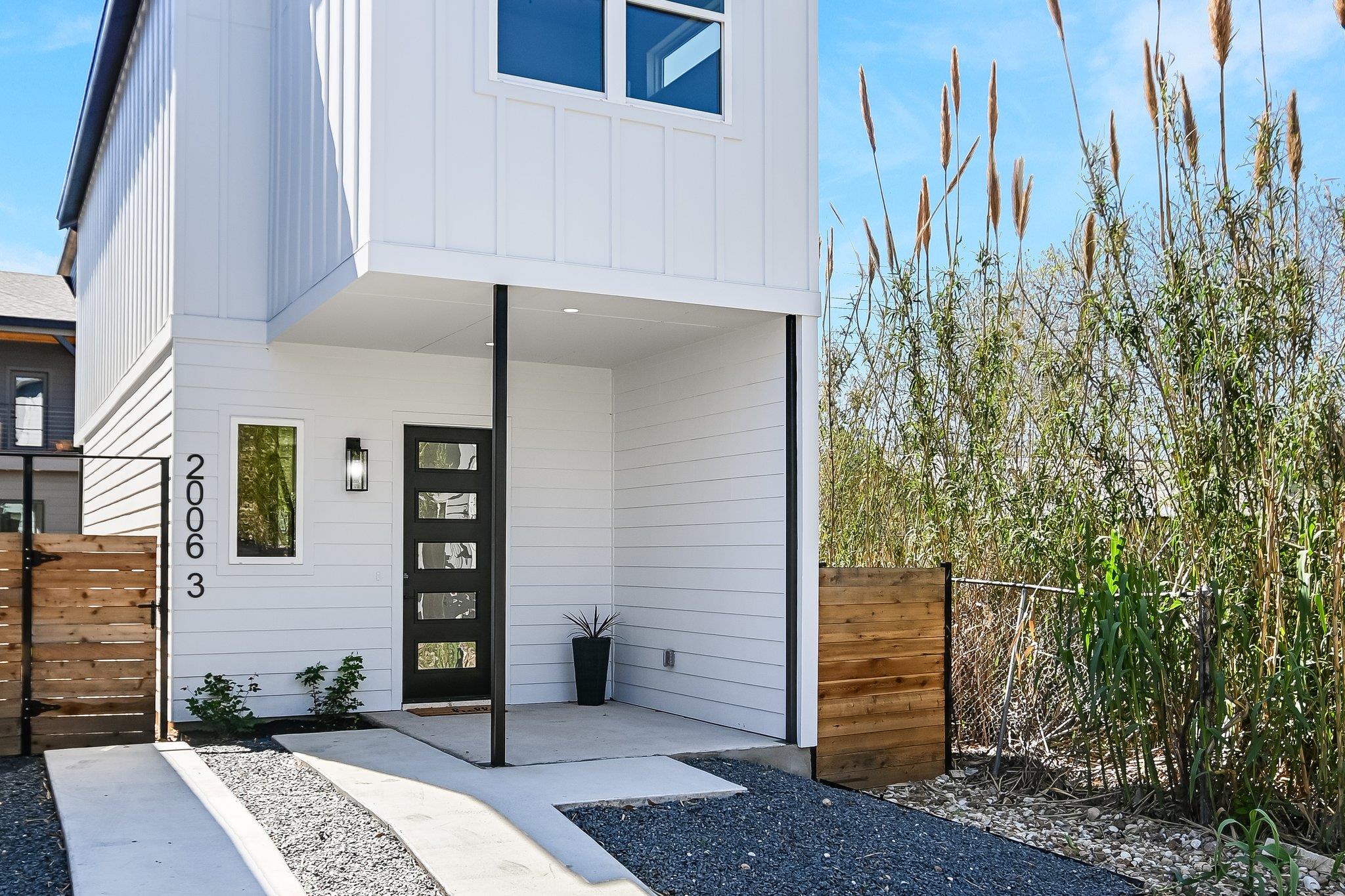 2006 Sl Davis Ave # 3, Austin, TX 78702