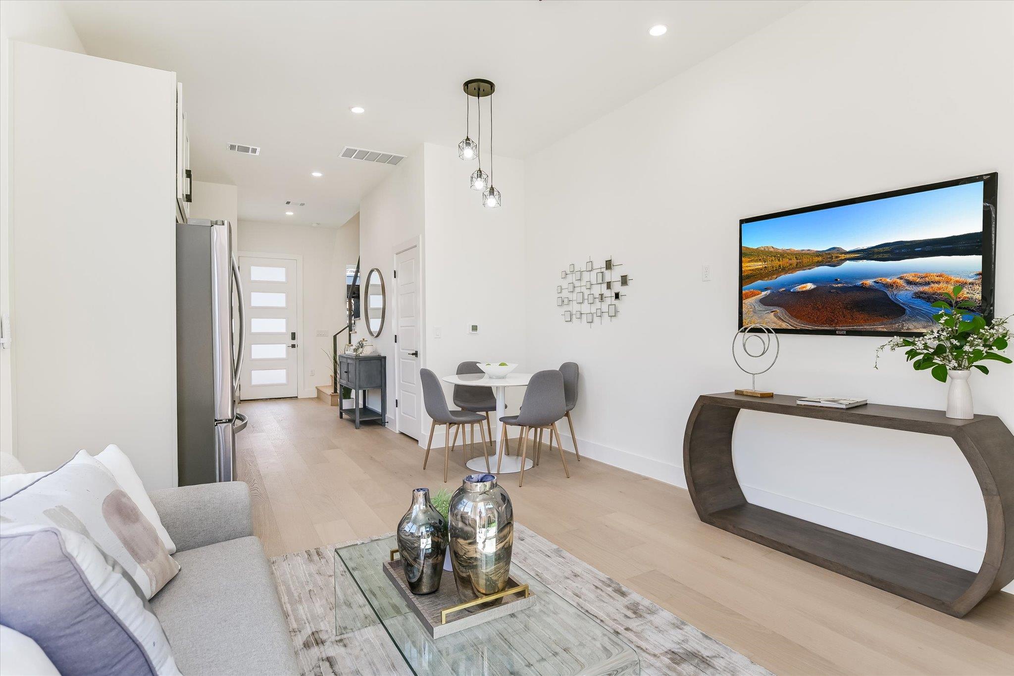 2006 Sl Davis Ave # 3, Austin, TX 78702