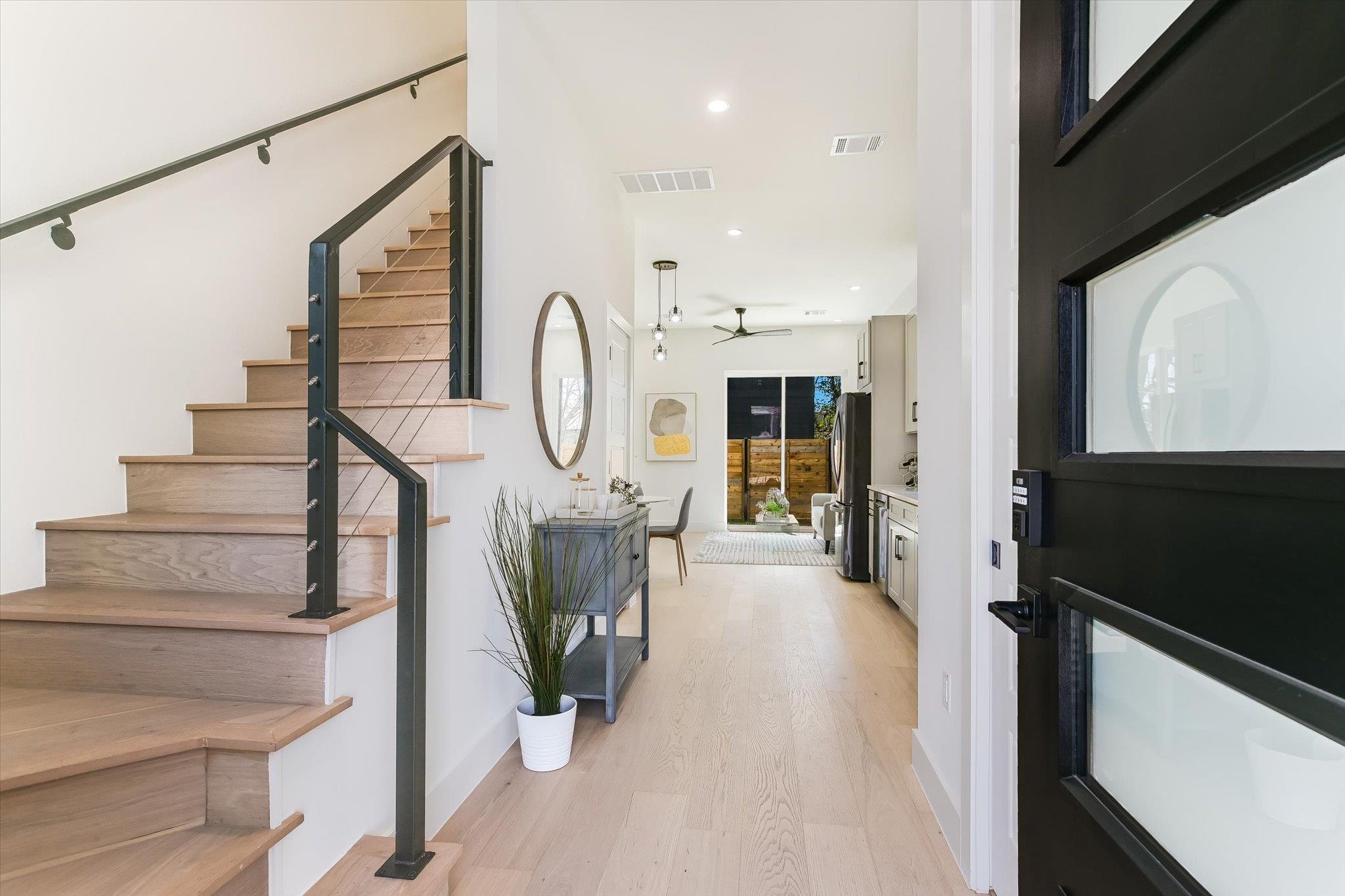 2006 Sl Davis Ave # 3, Austin, TX 78702