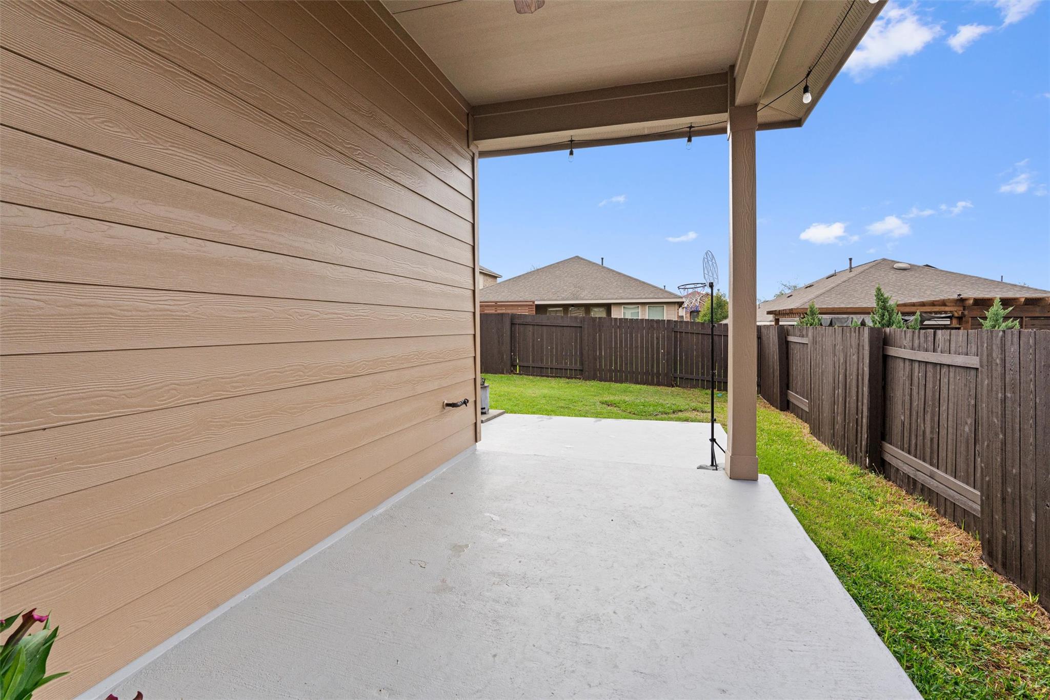 4308 Chestnut Meadows Bnd, Georgetown, TX 78626