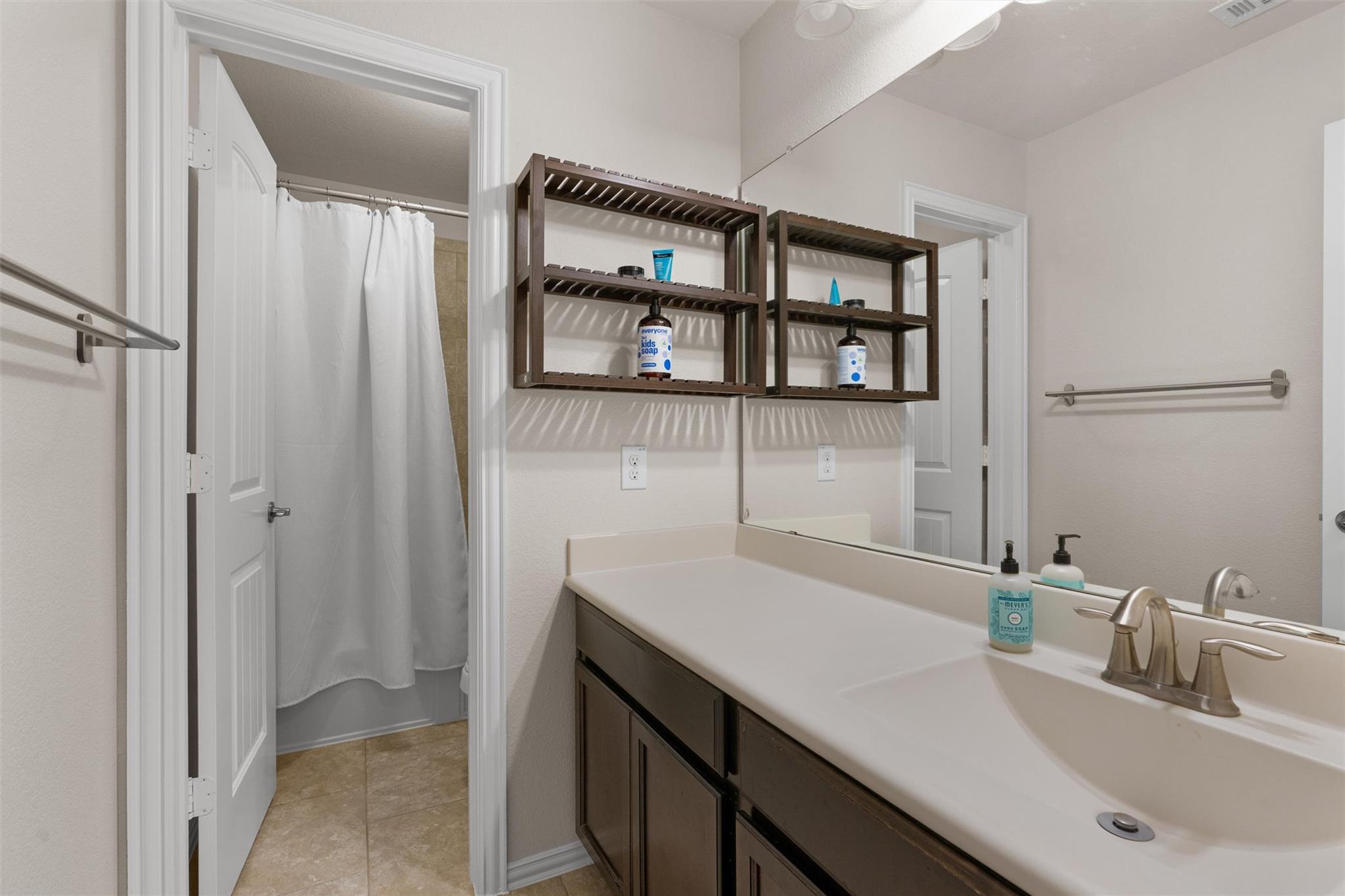 4308 Chestnut Meadows Bnd, Georgetown, TX 78626