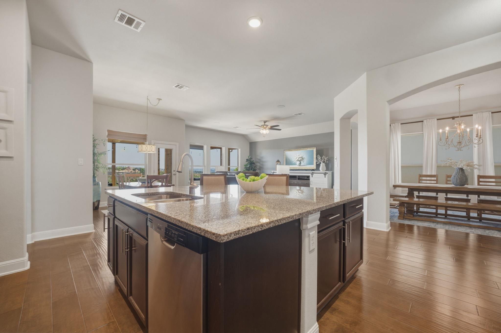 3320 Desert Shade Bnd, Leander, TX 78641