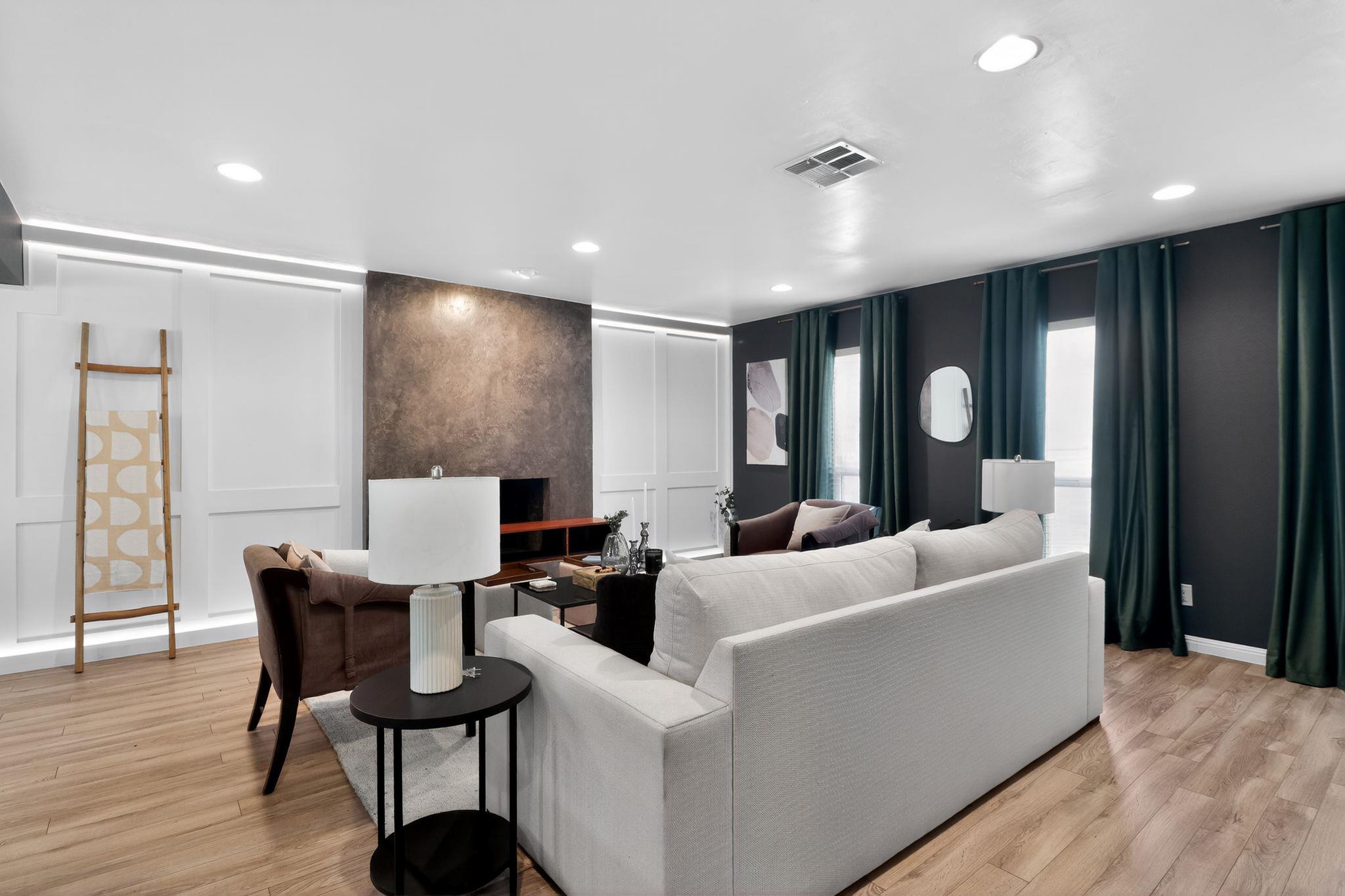 12329 Deerbrook Trl, Austin, TX 78750