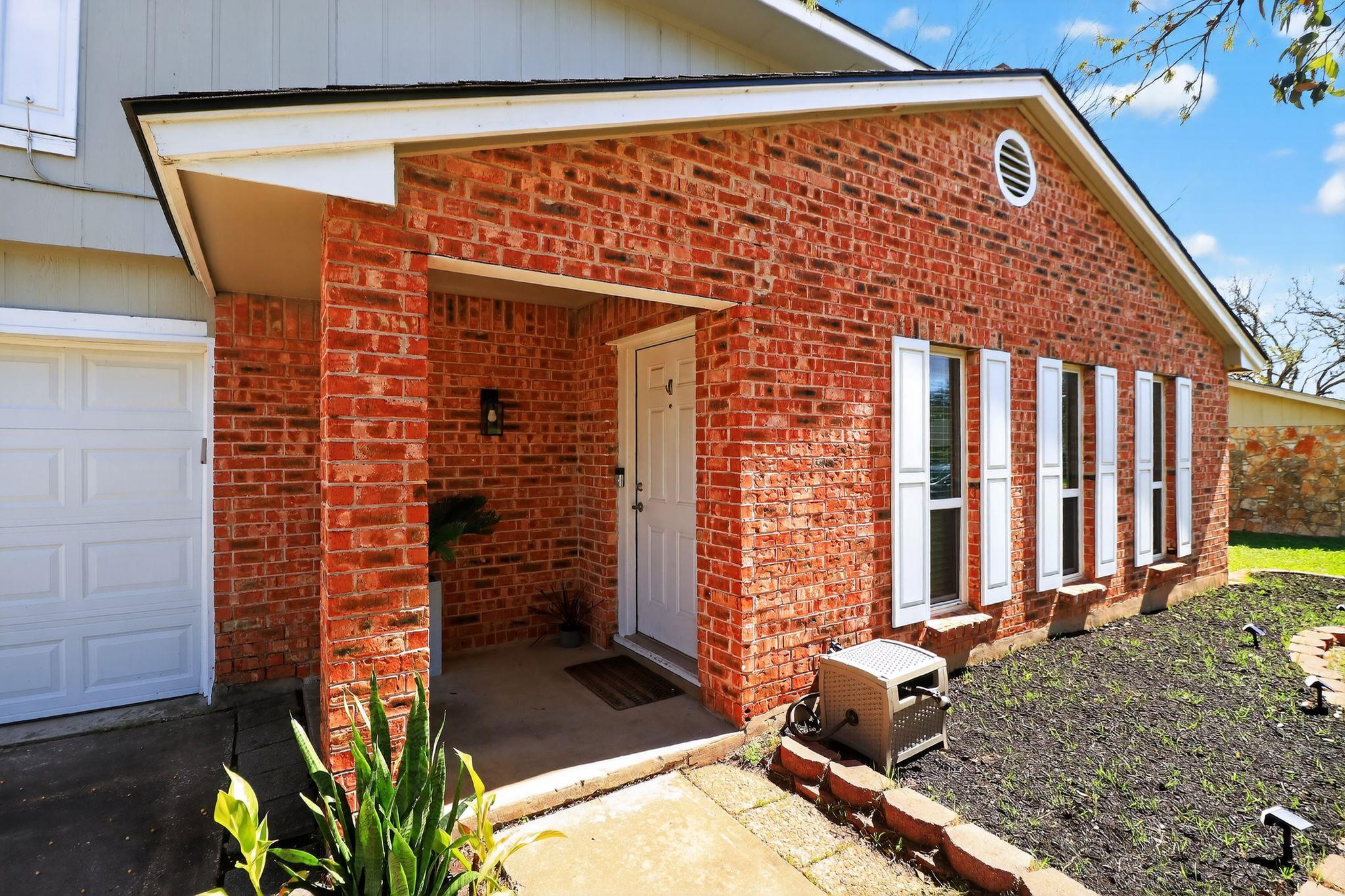 12329 Deerbrook Trl, Austin, TX 78750