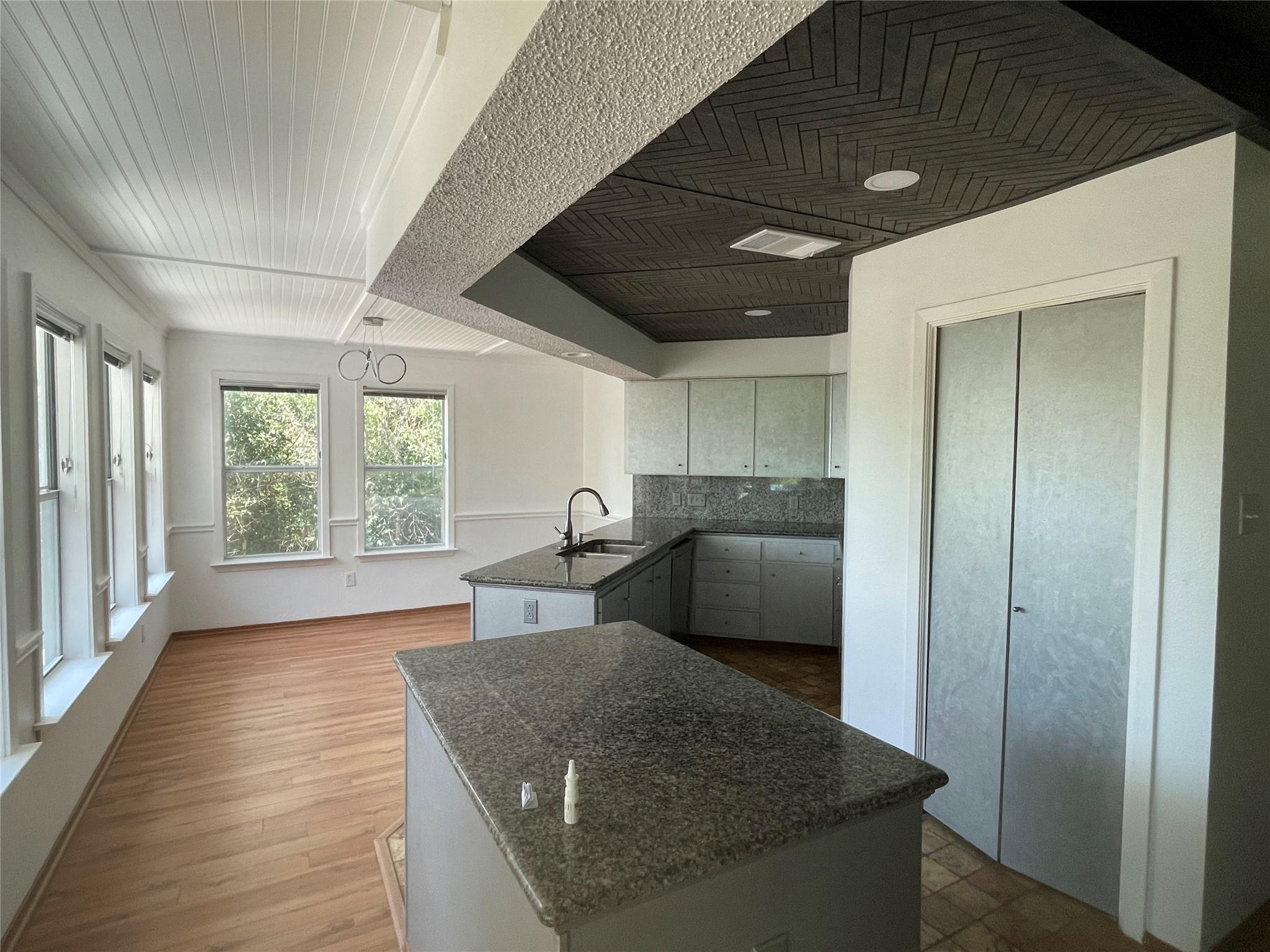 5802 Longhorn Lndg, Austin, TX 78734