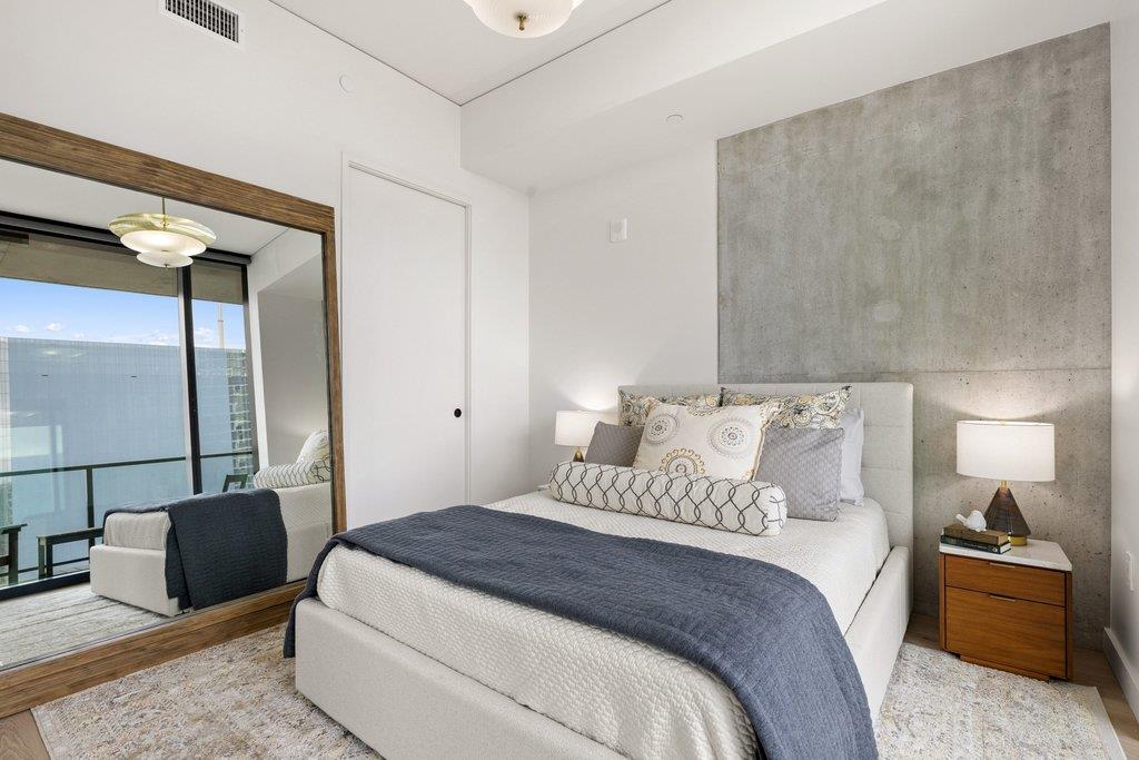 610 Davis St # 2811, Austin, TX 78701