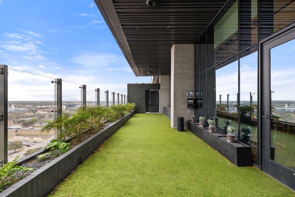 610 Davis St # 2811, Austin, TX 78701