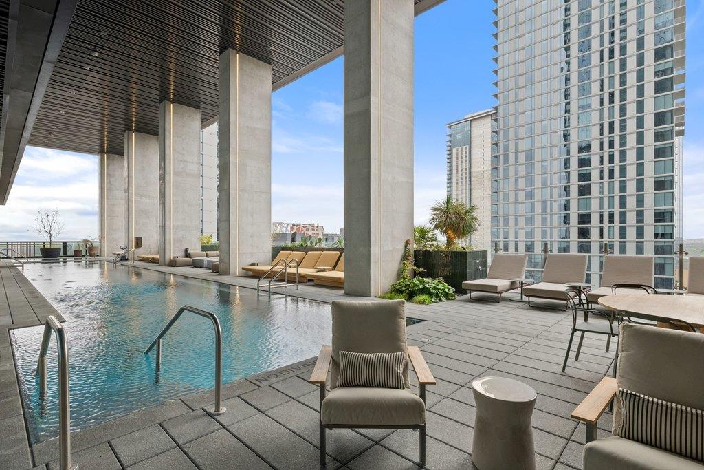 610 Davis St # 2811, Austin, TX 78701