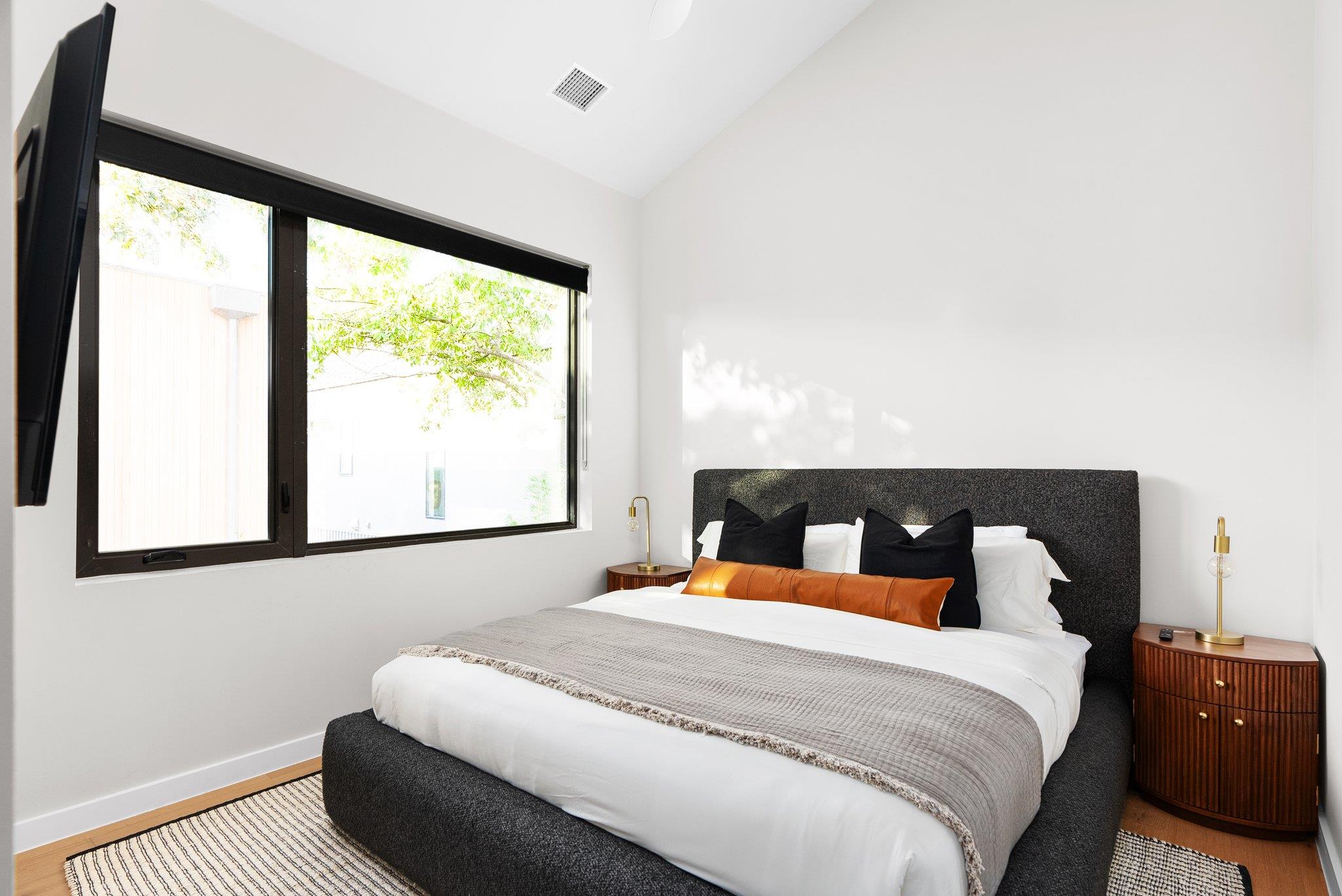 5313 Avenue G St # 2, Austin, TX 78751