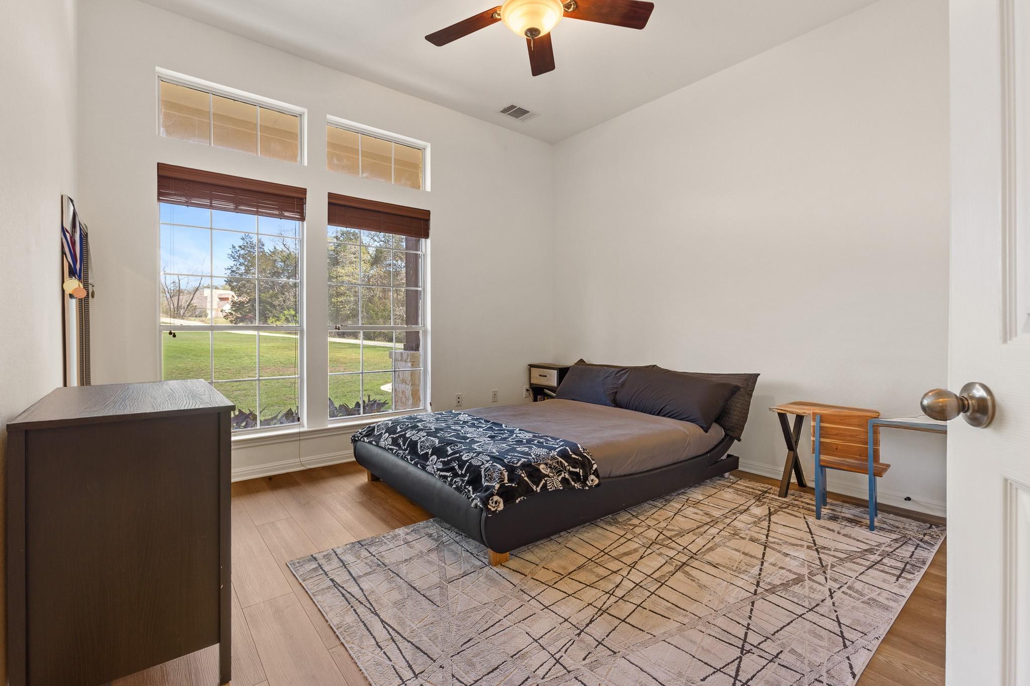 142 Carriage Ct, Bastrop, TX 78602