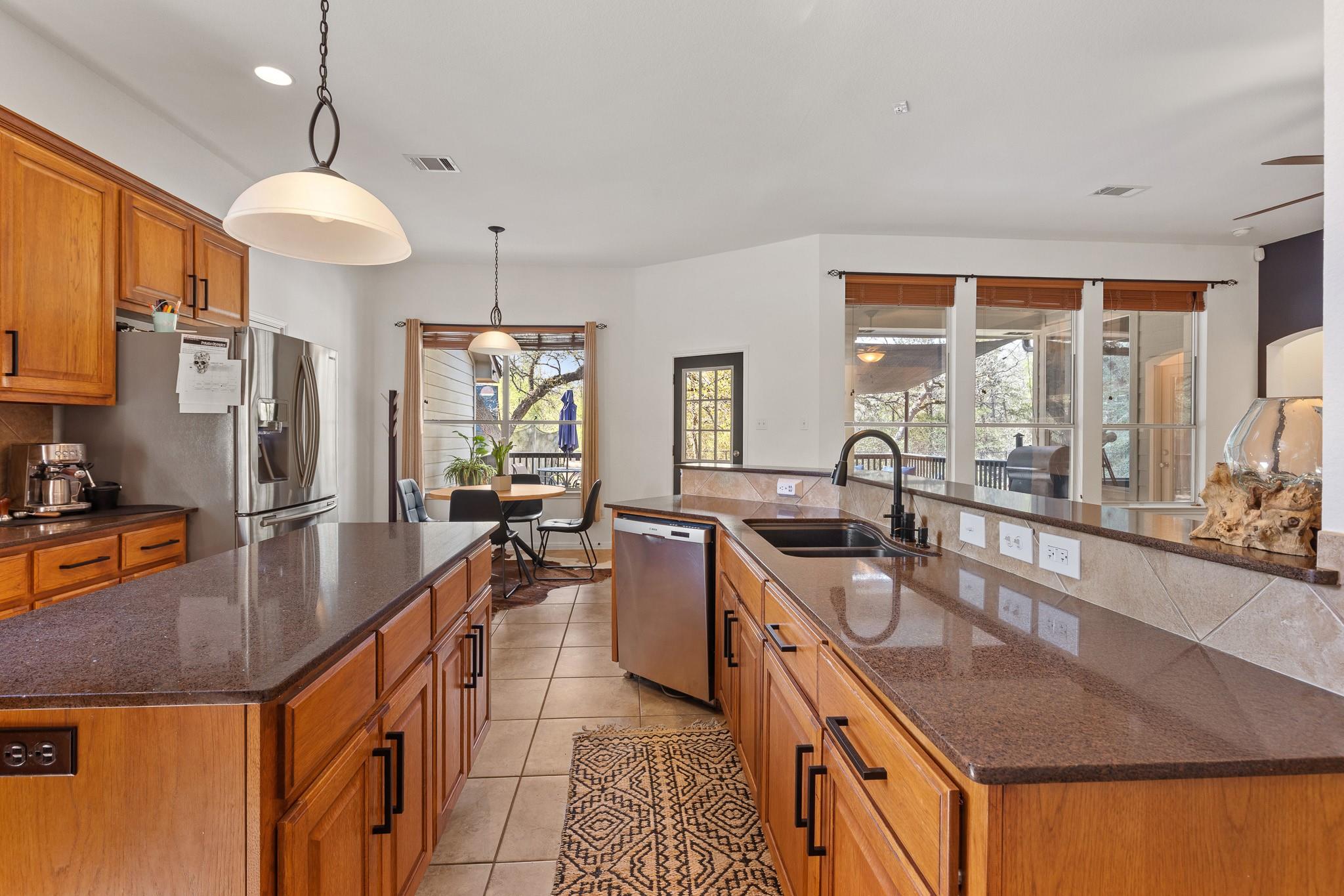 142 Carriage Ct, Bastrop, TX 78602