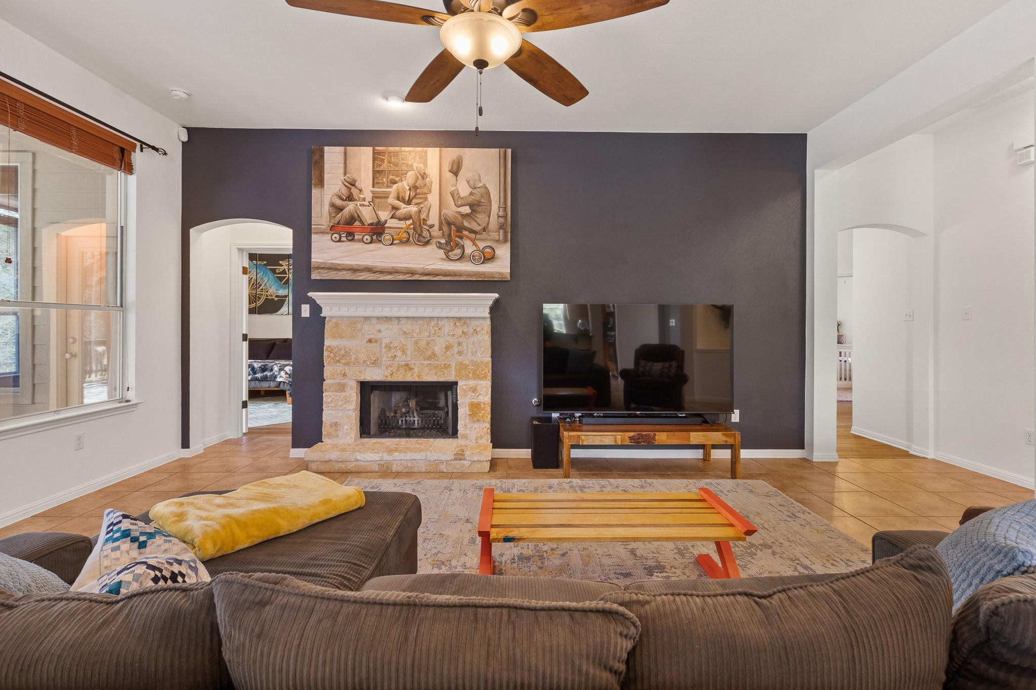 142 Carriage Ct, Bastrop, TX 78602