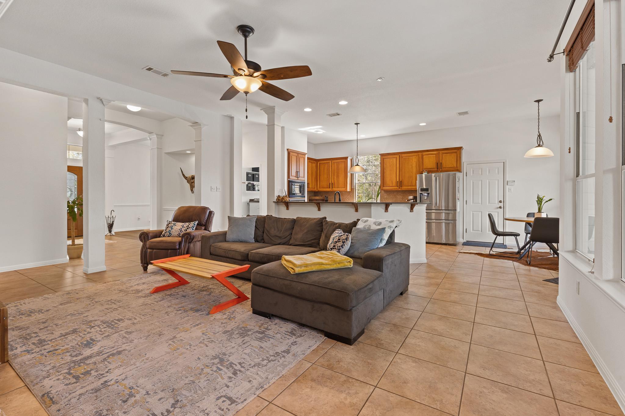 142 Carriage Ct, Bastrop, TX 78602