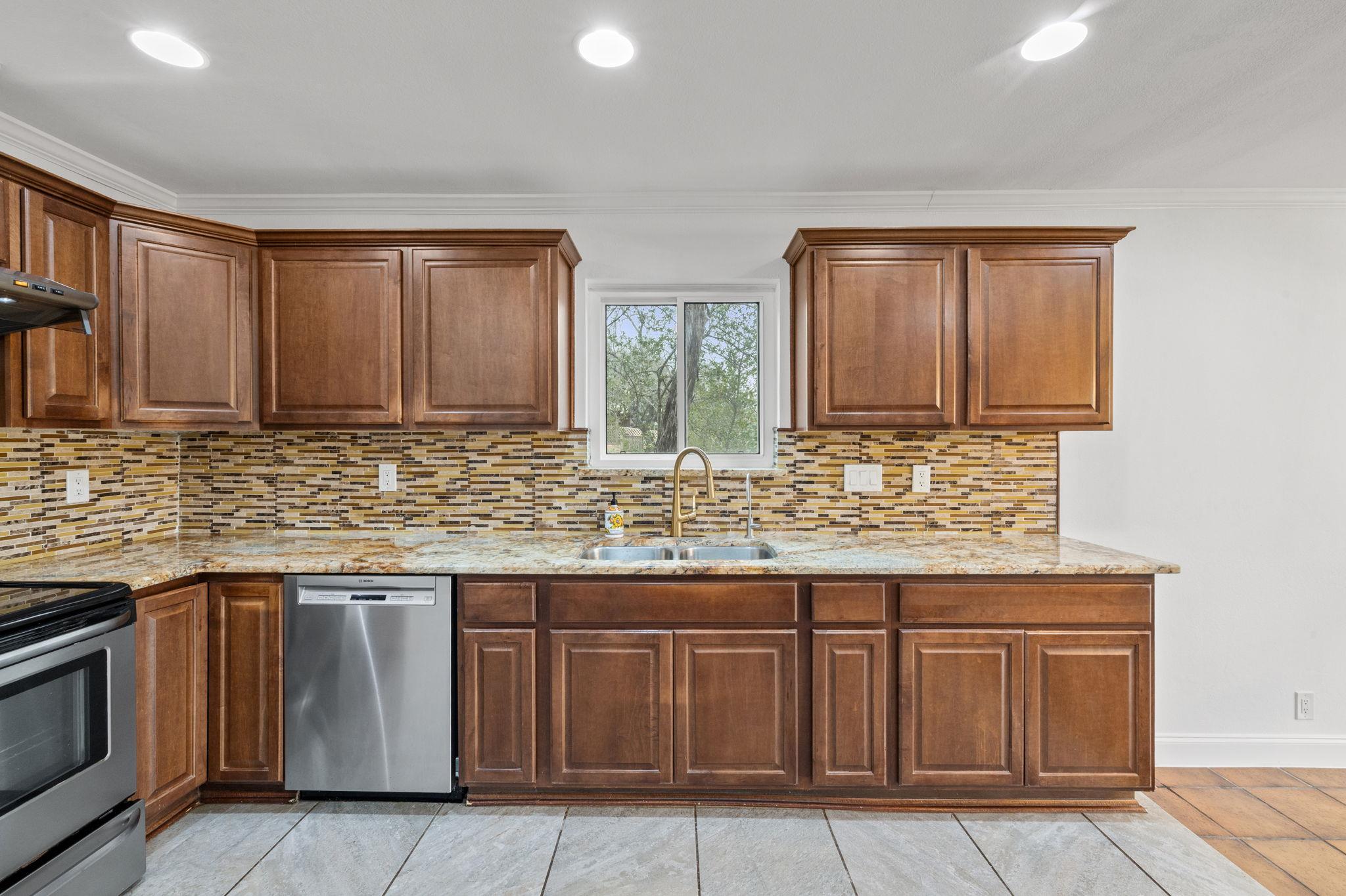 10201 Lockleven Cv, Austin, TX 78750