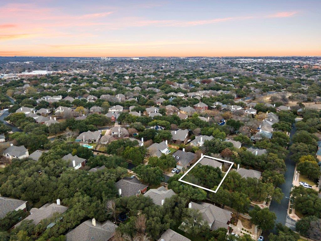 1406 Dapplegrey Ln, Austin, TX 78727