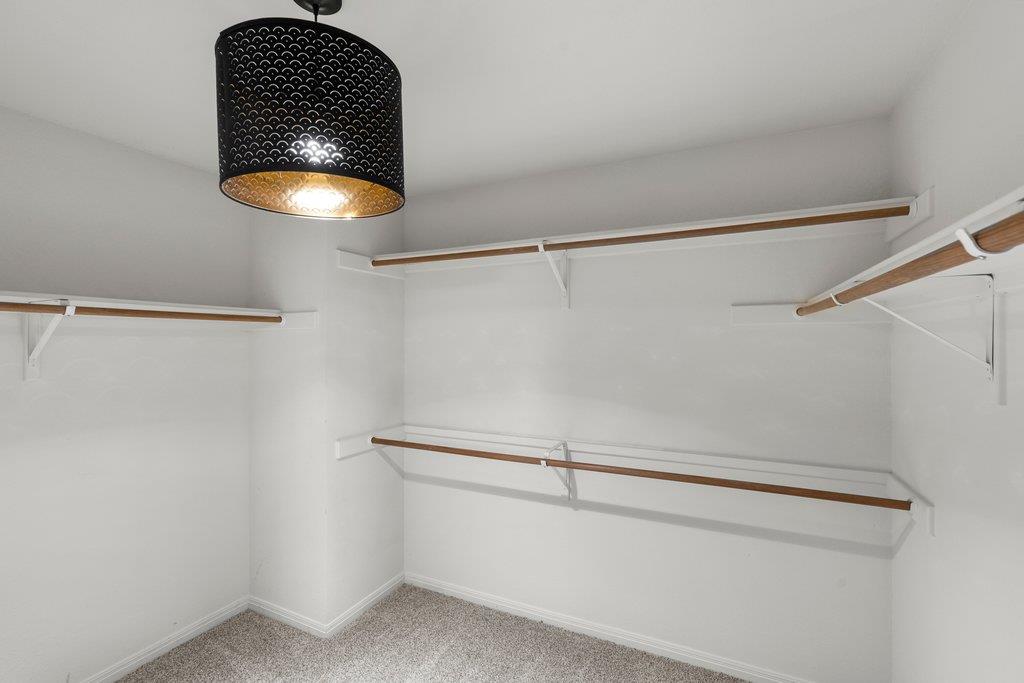 1406 Dapplegrey Ln, Austin, TX 78727