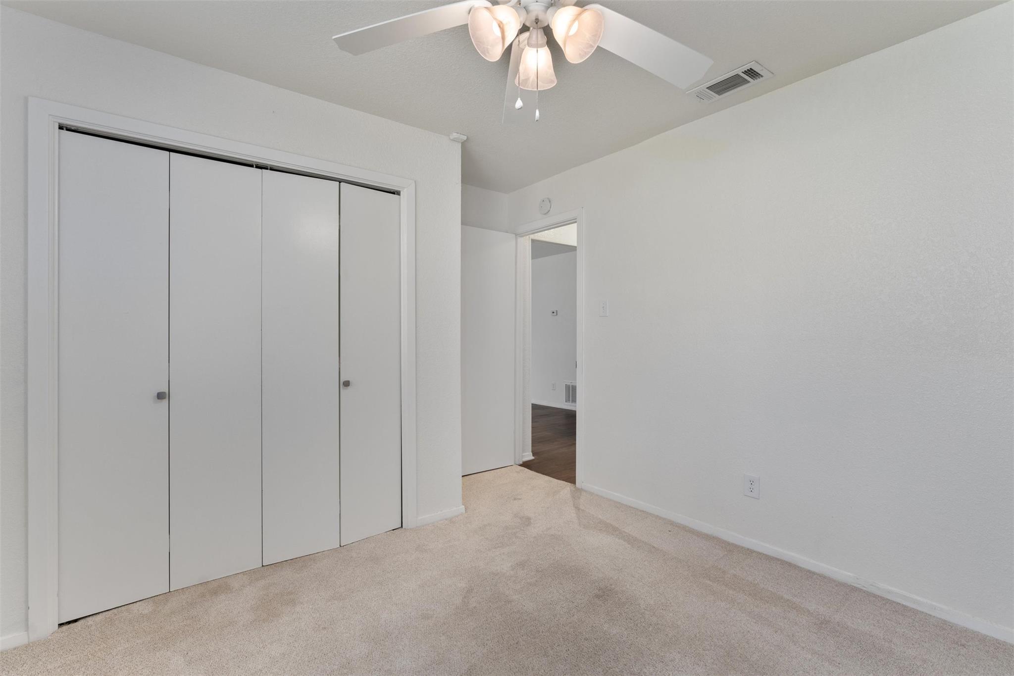 212 Rockcrest Dr, Georgetown, TX 78628