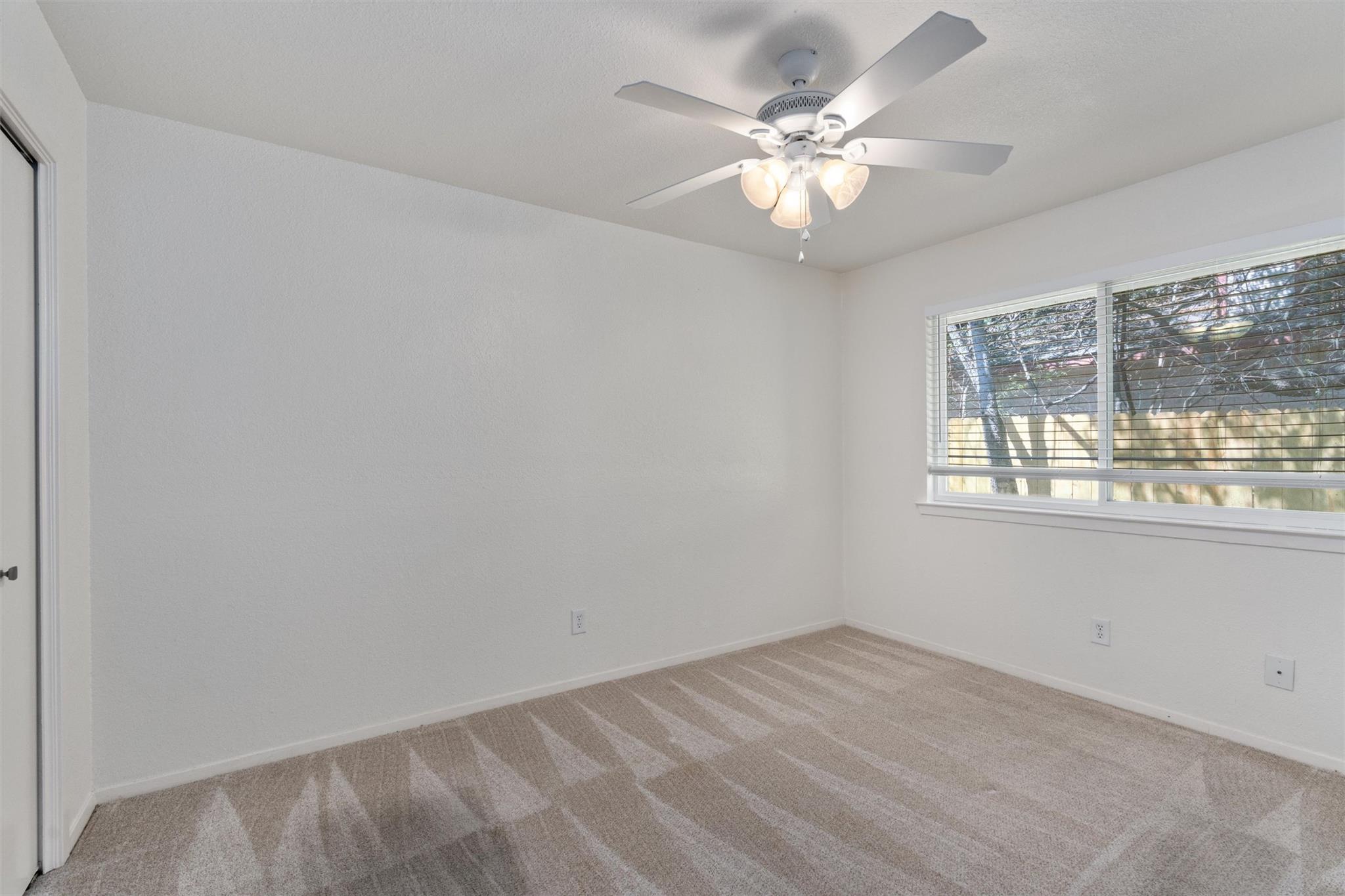 212 Rockcrest Dr, Georgetown, TX 78628