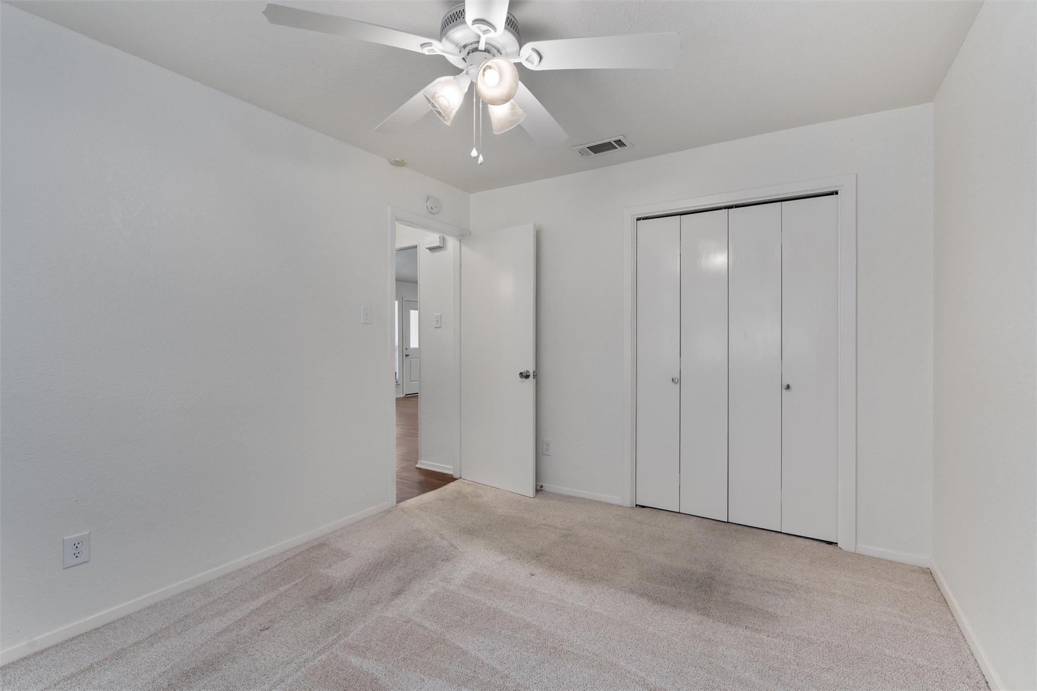 212 Rockcrest Dr, Georgetown, TX 78628