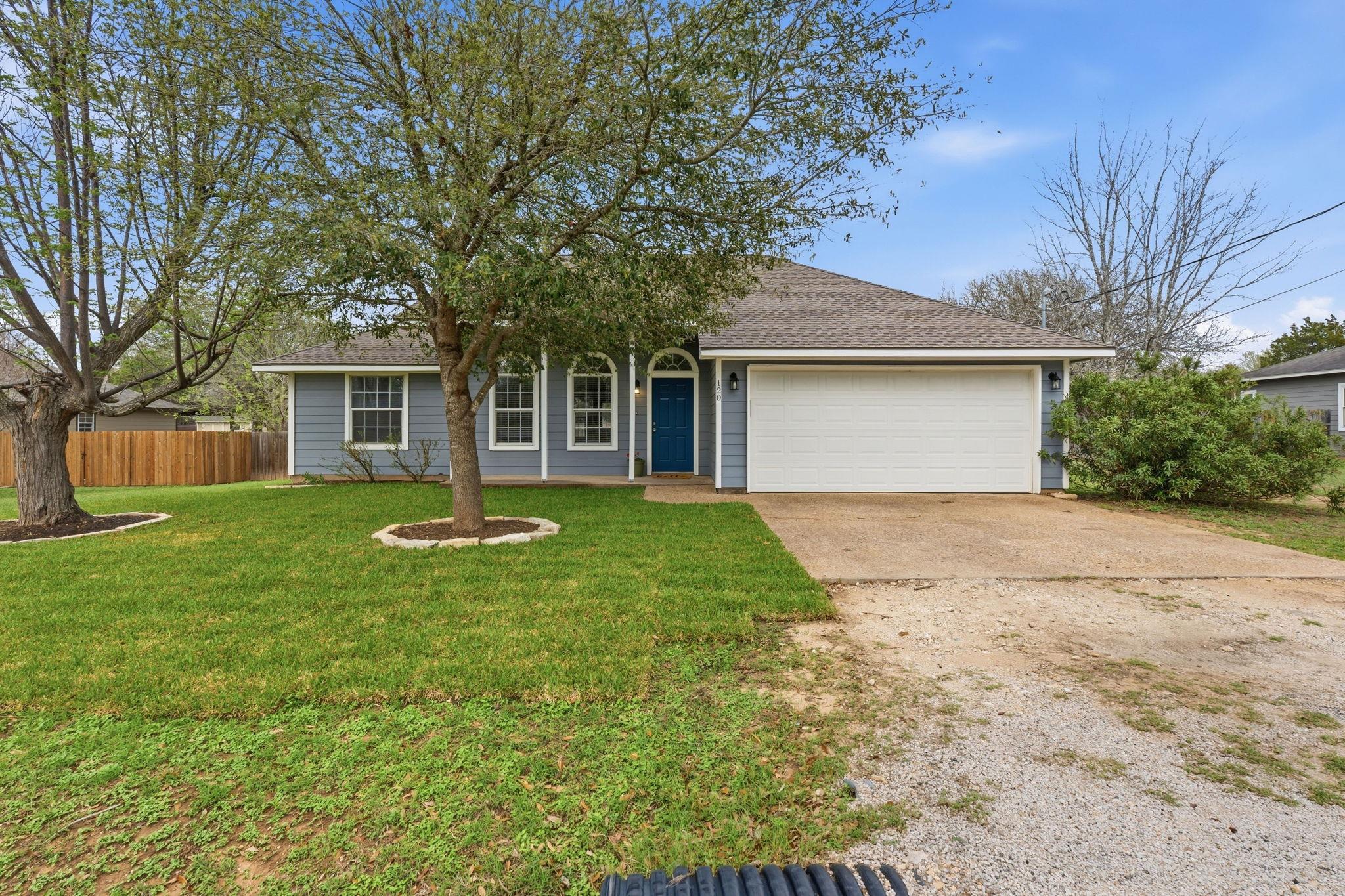 120 Kokomo Ln, Bastrop, TX 78602