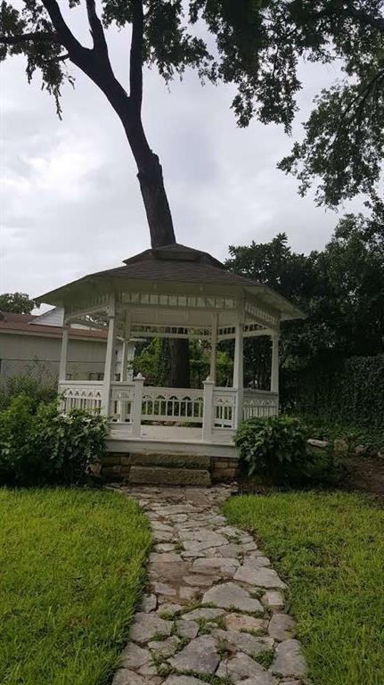 316 1/2 E 7th St, Georgetown, TX 78626