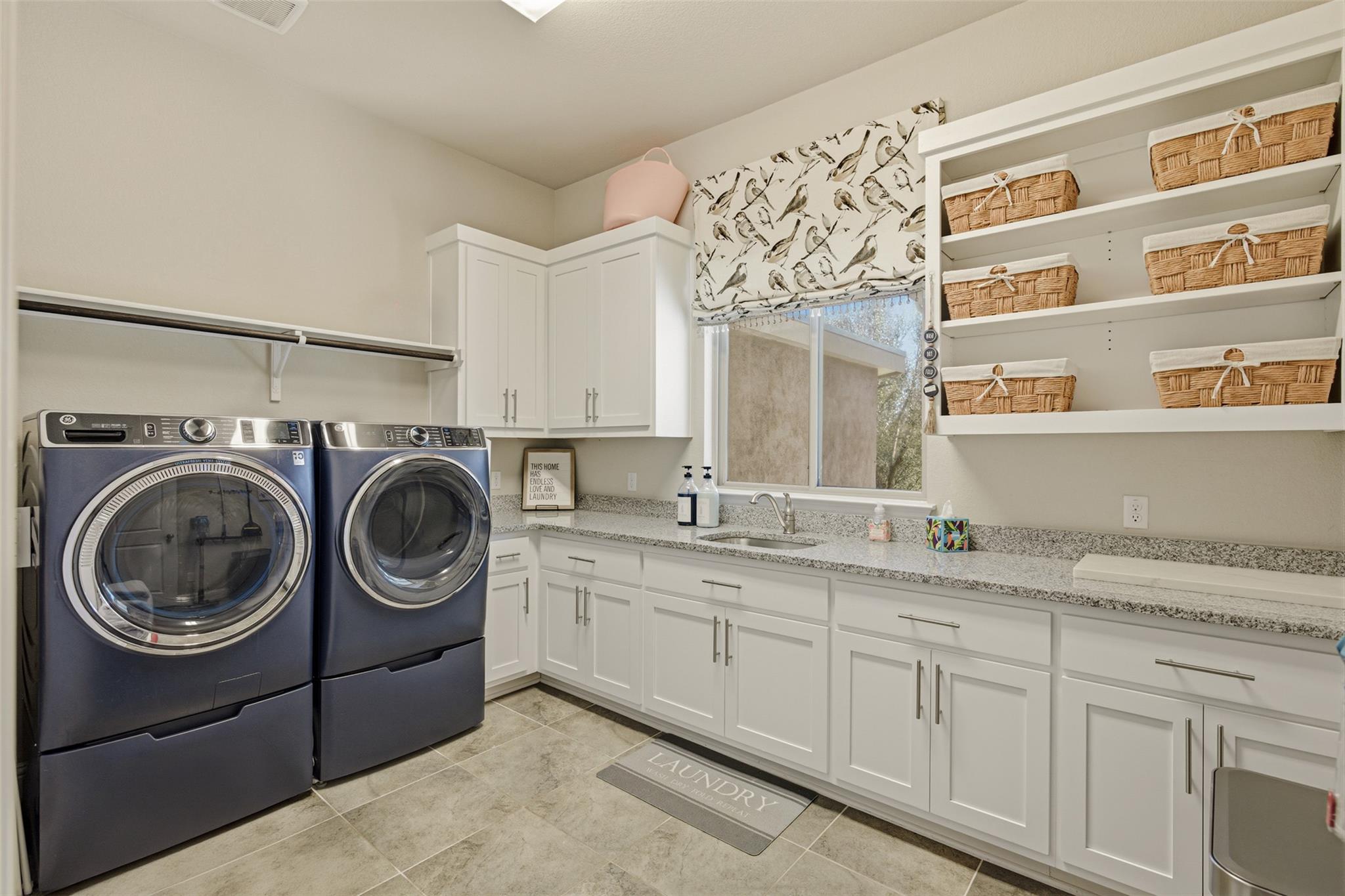 654 Linden Loop, Driftwood, TX 78619