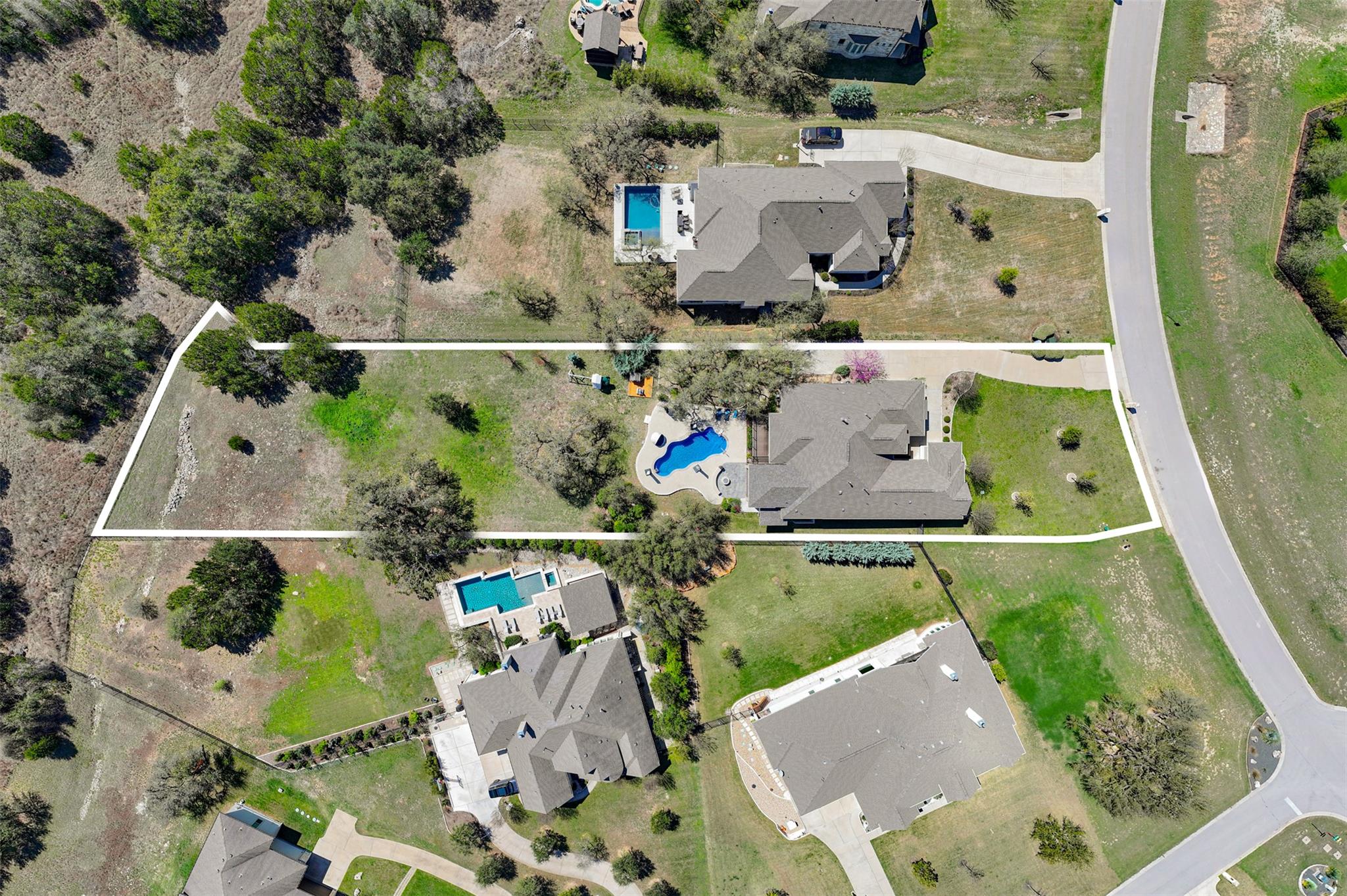 654 Linden Loop, Driftwood, TX 78619